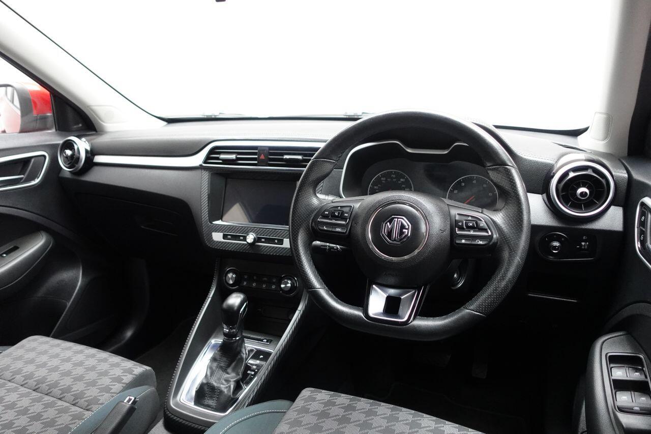MG MG ZS - Image 15