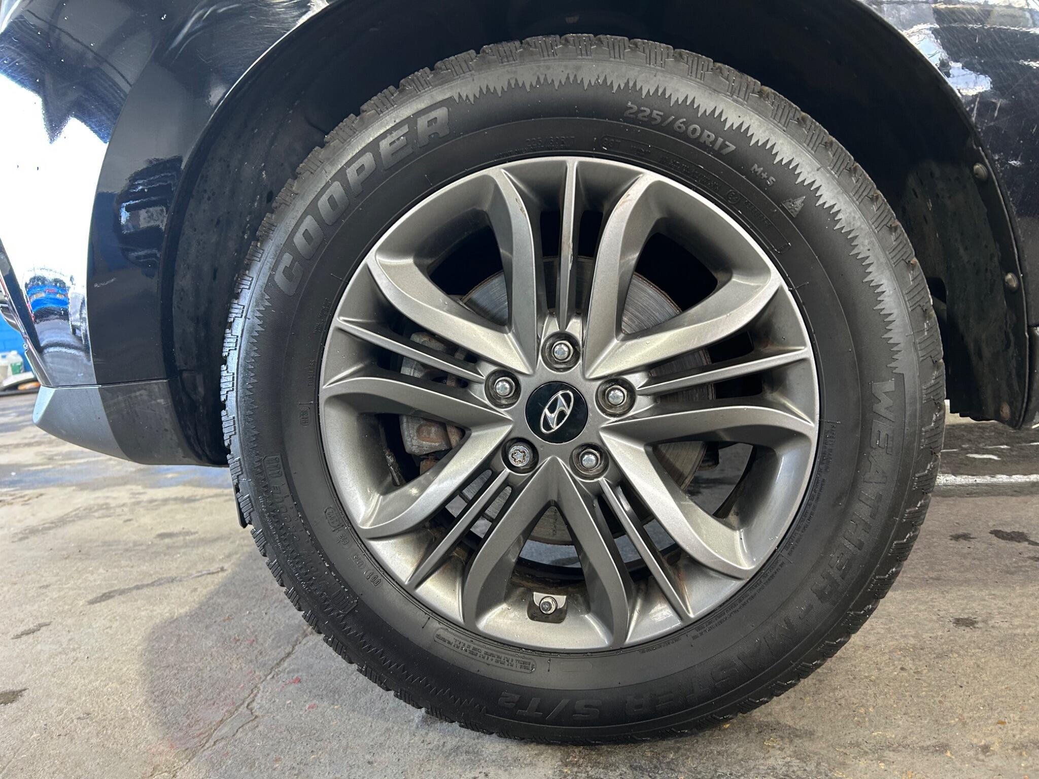 Hyundai ix35 - Image 32