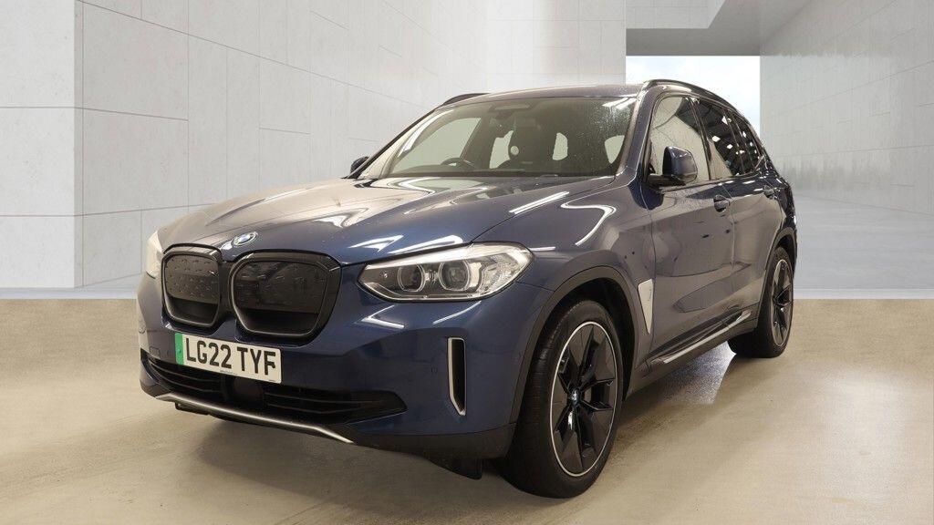 BMW iX3 - Image 3