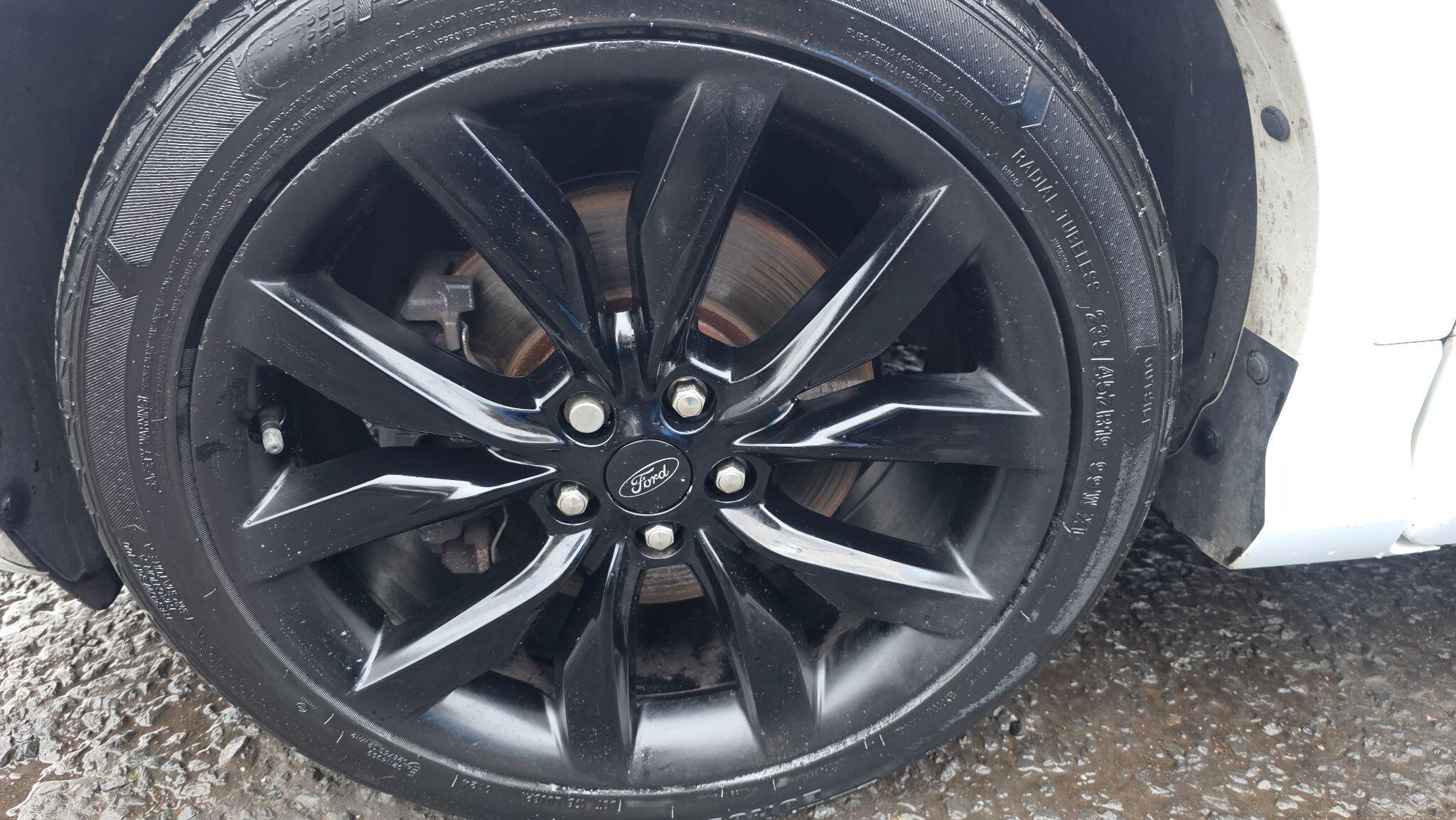 Ford Kuga - Image 48