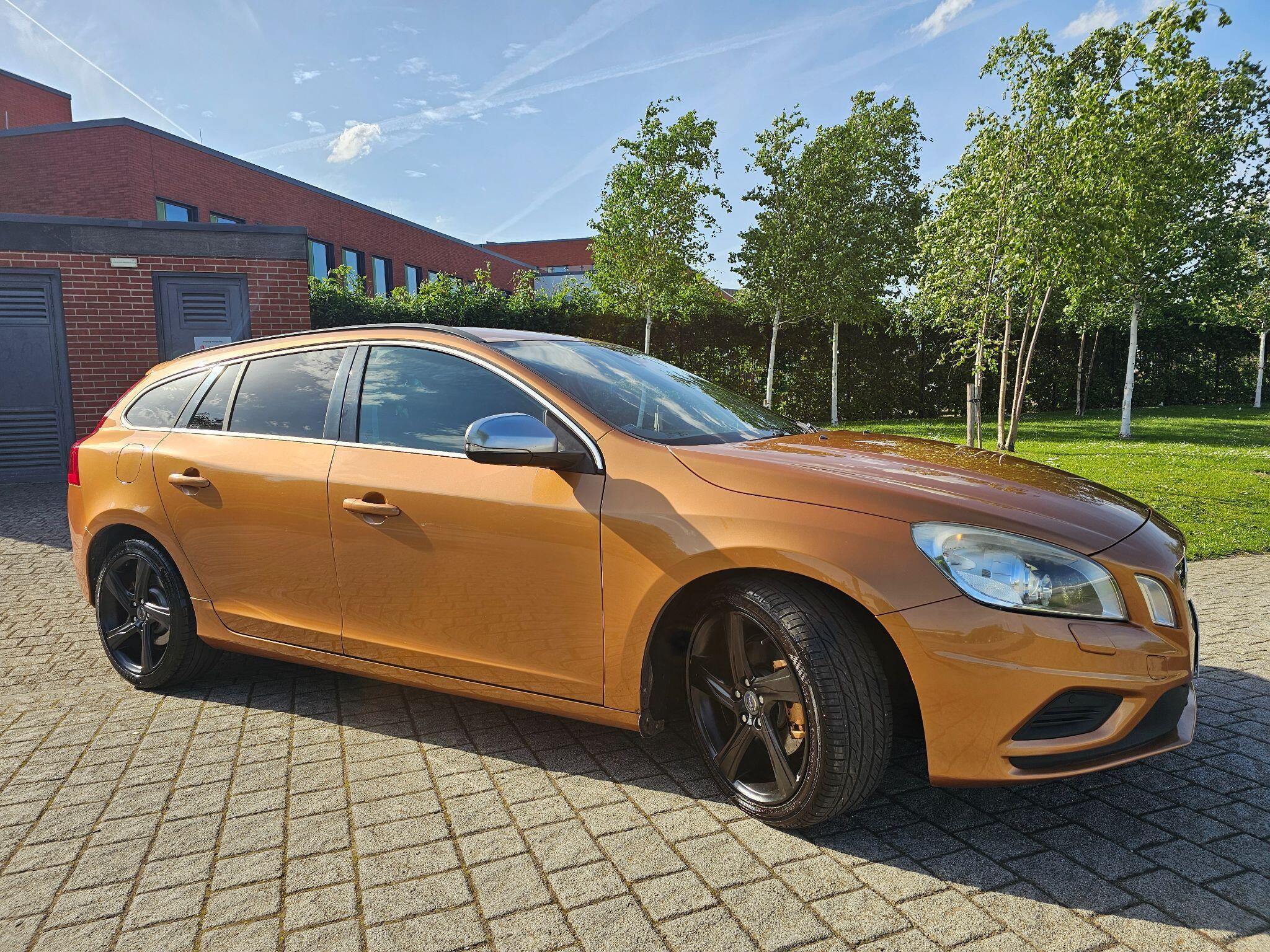 Volvo V60 - Image 8