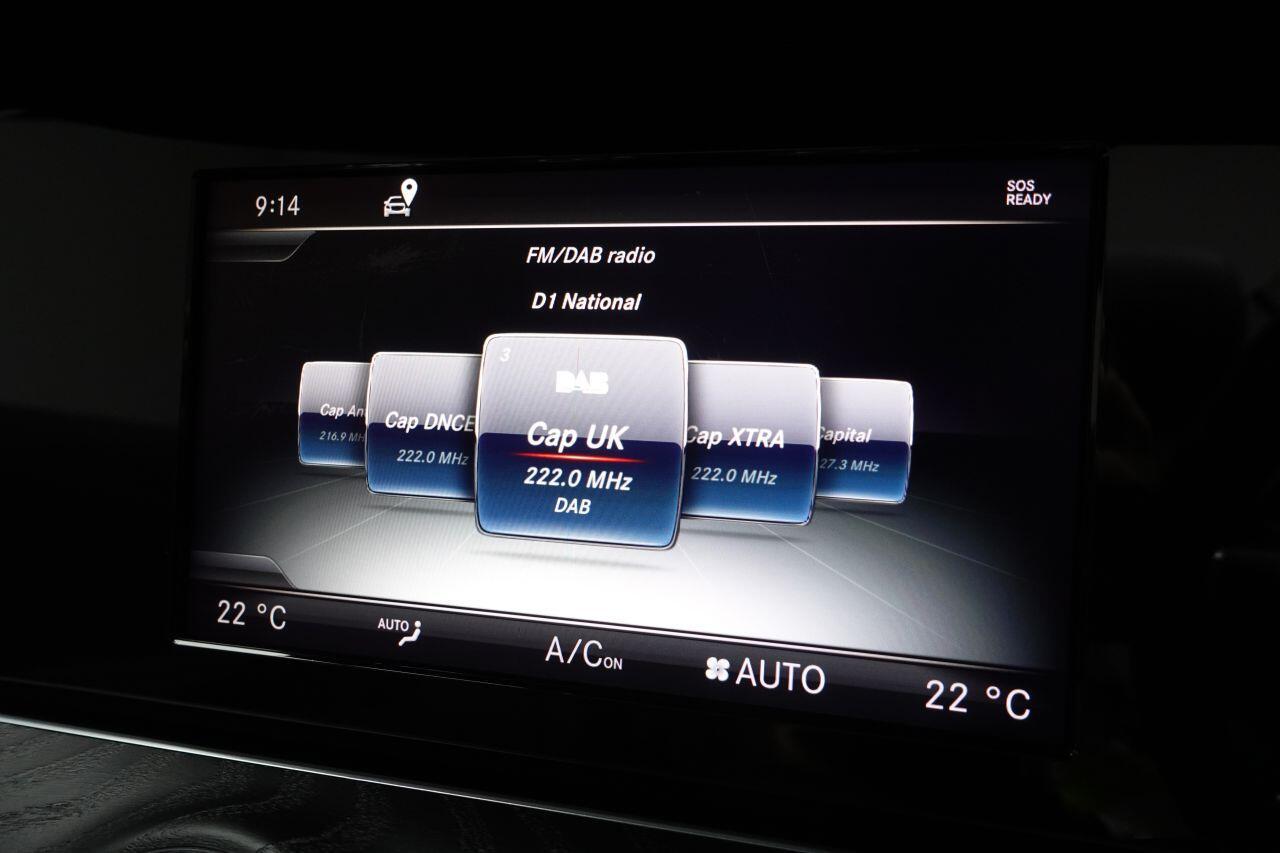 Mercedes-benz E-CLASS - Image 4