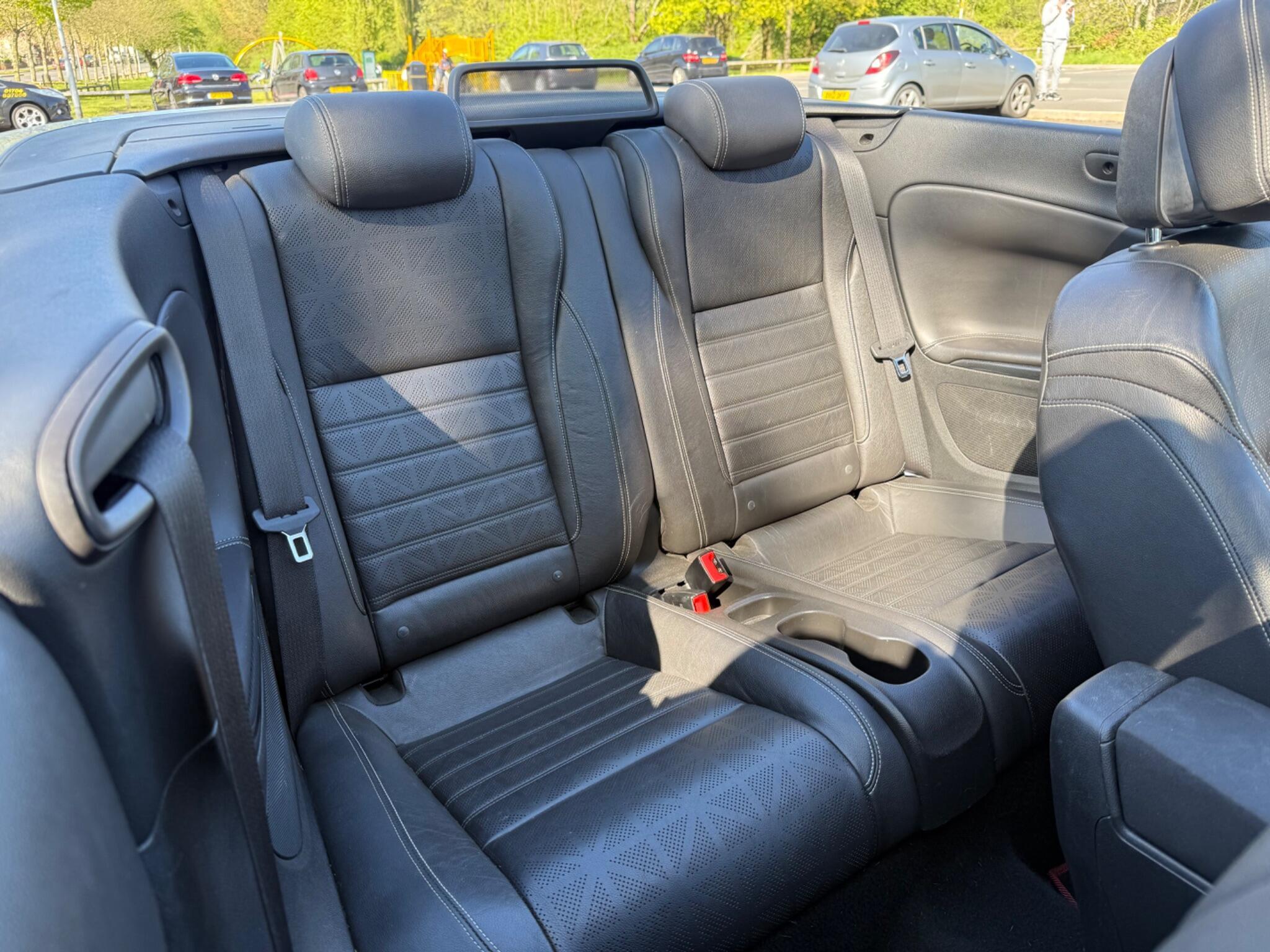 Vauxhall Cascada - Image 18