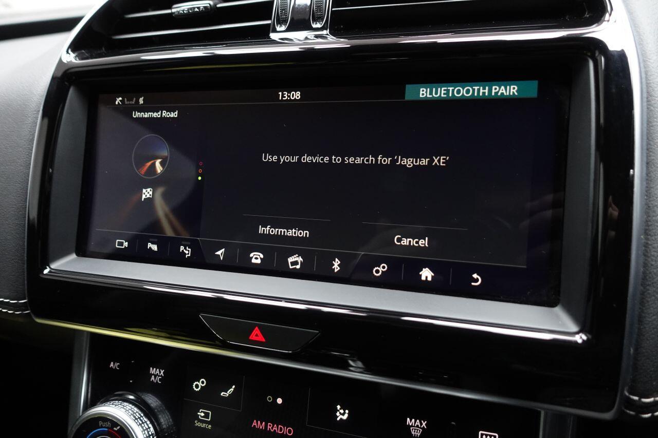 Jaguar XE - Image 32