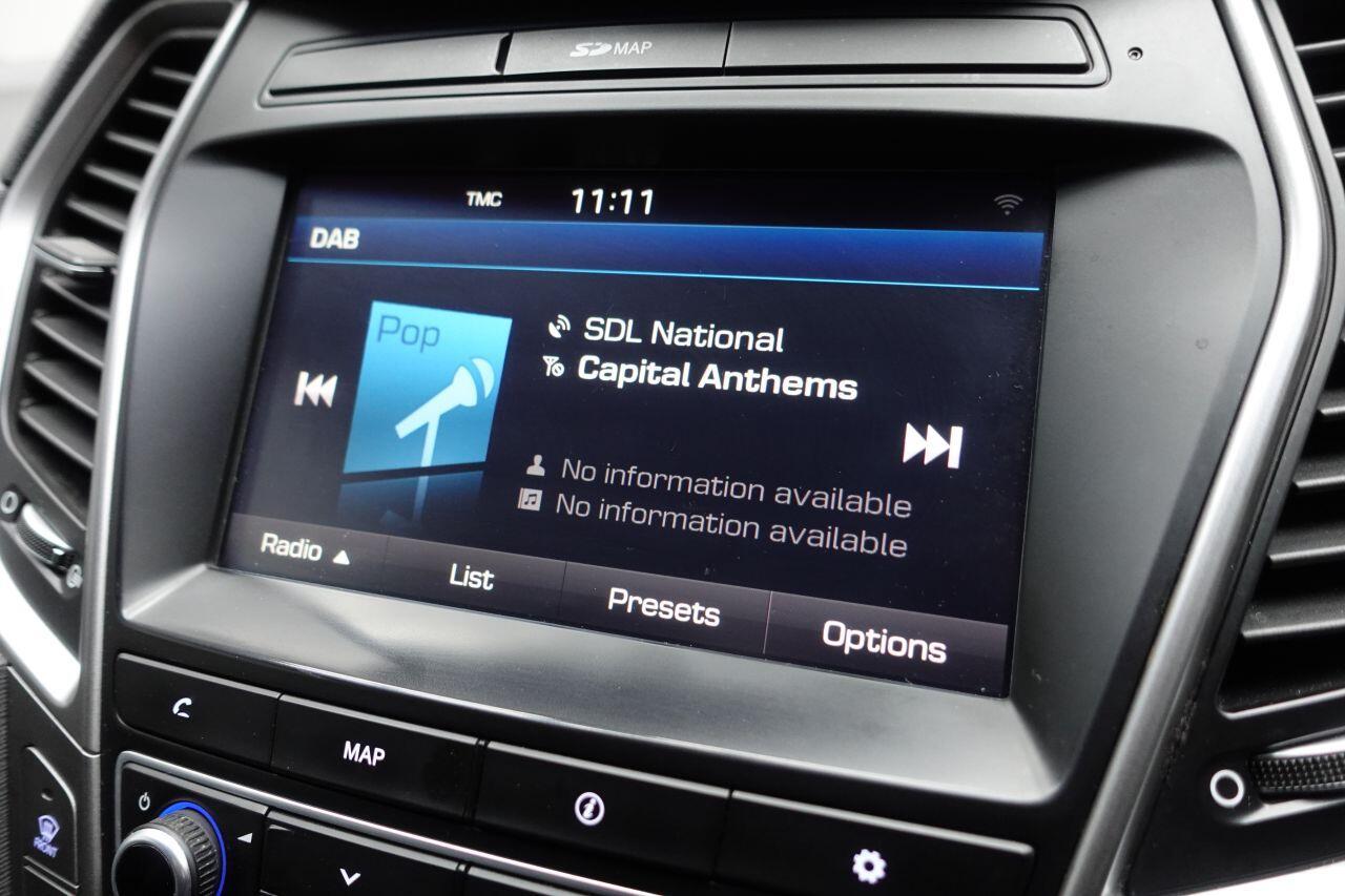 Hyundai Santa Fe - Image 16