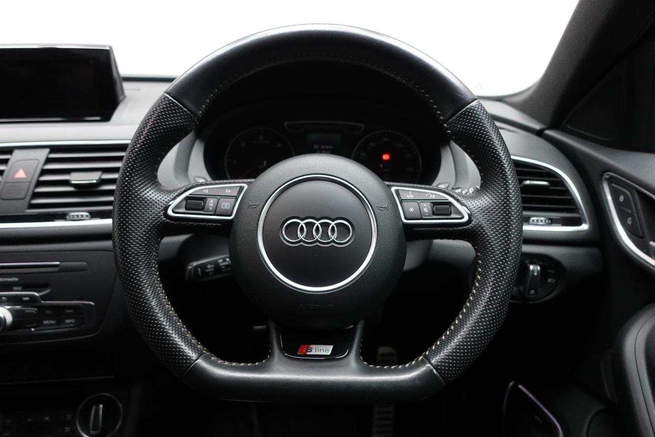 Audi Q3 - Image 30