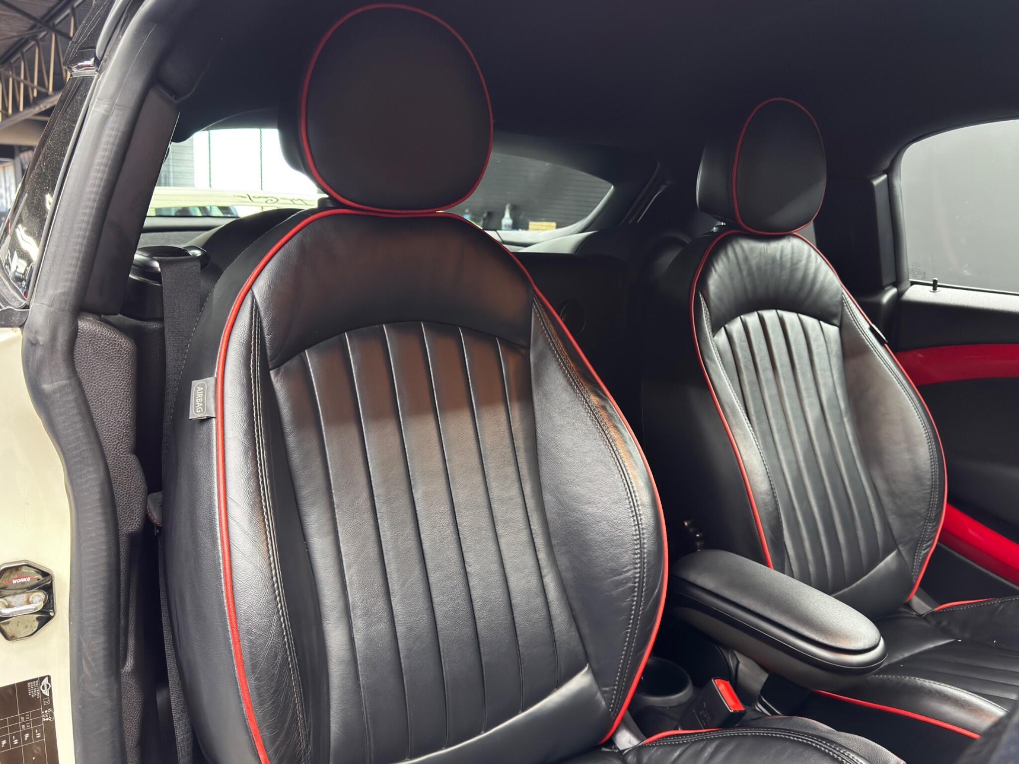 MINI Coupe - Image 12