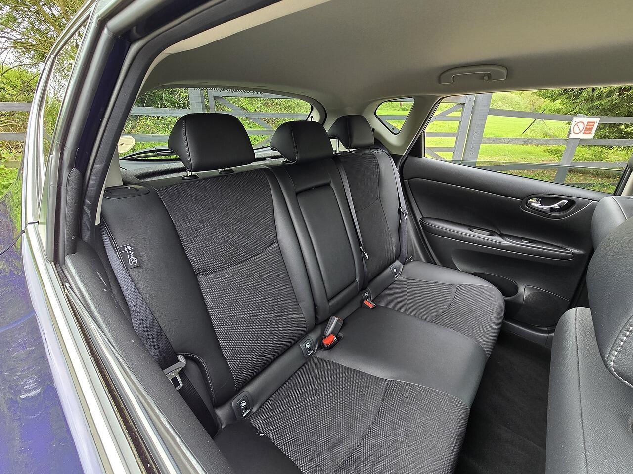 Nissan Pulsar - Image 10