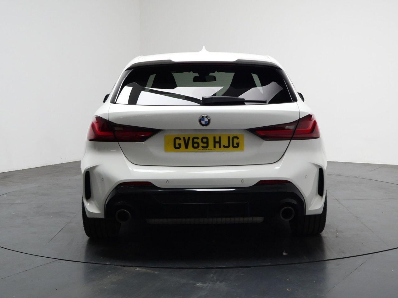 BMW 1 Series - Image 11
