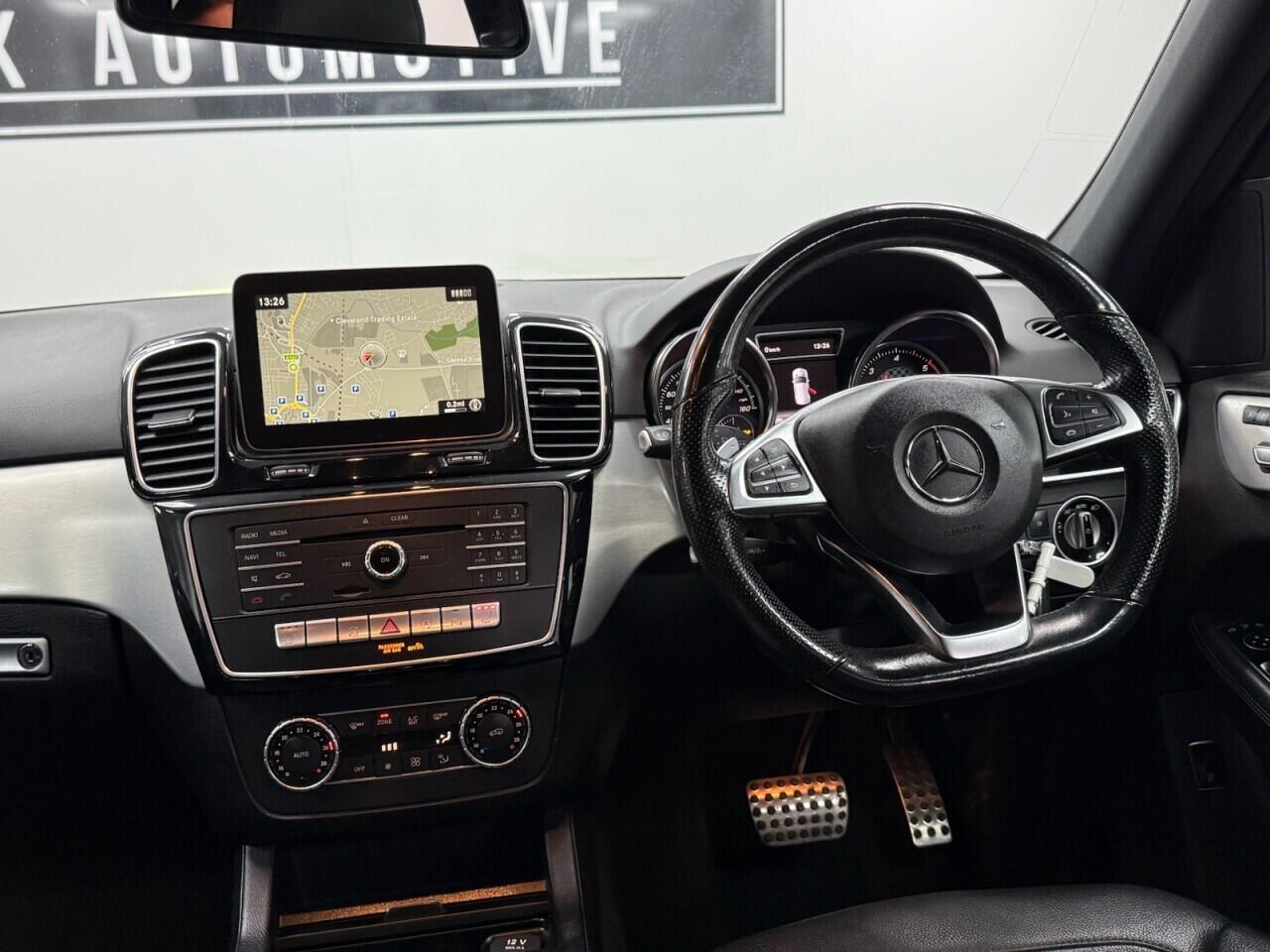 Mercedes GLE - Image 33