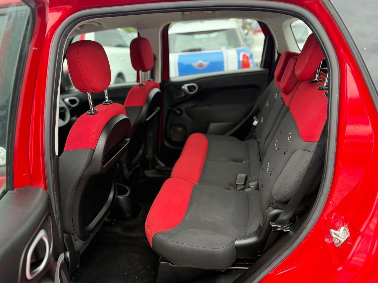 Fiat 500L - Image 11