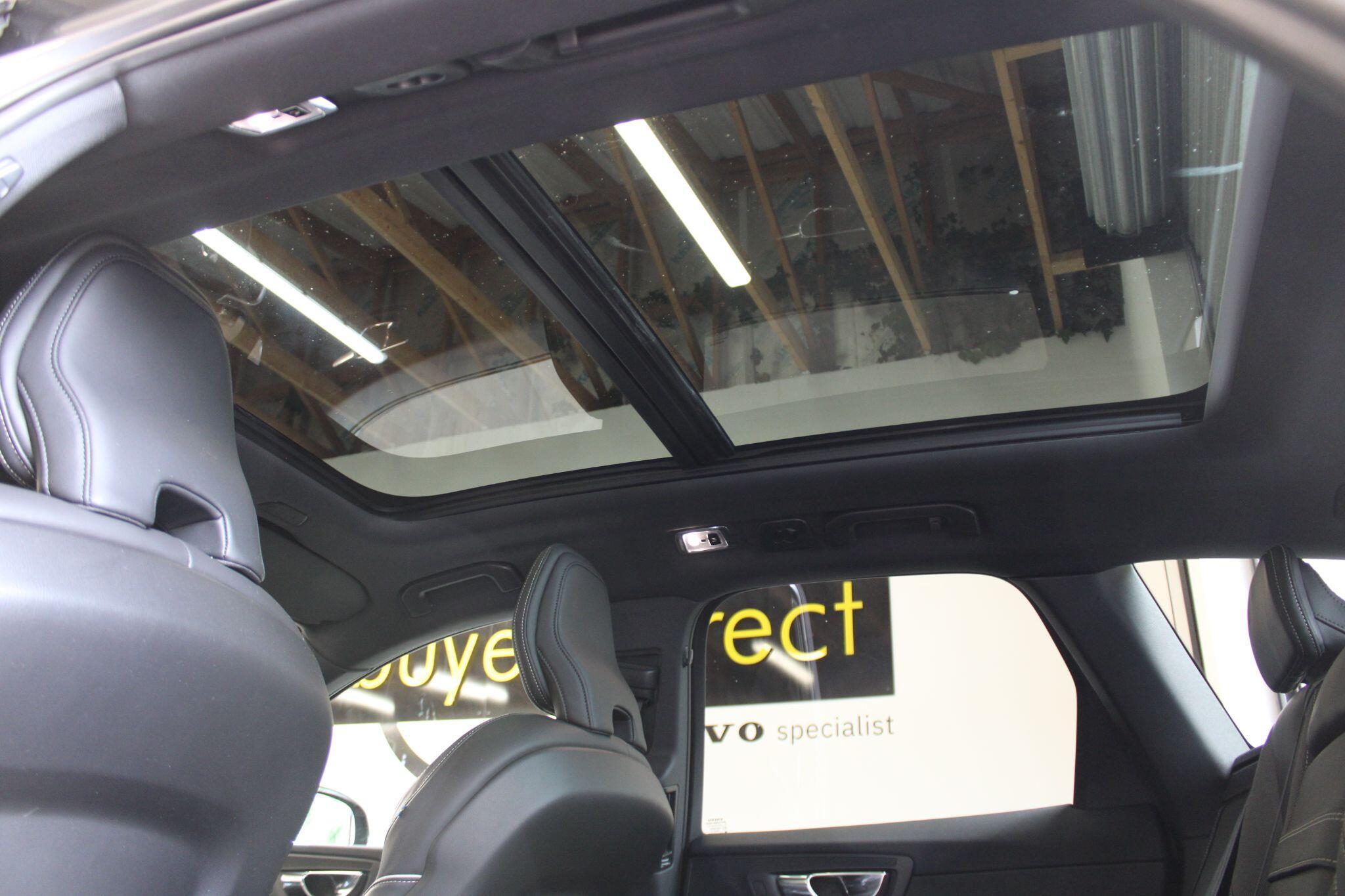 Volvo XC60 - Image 42