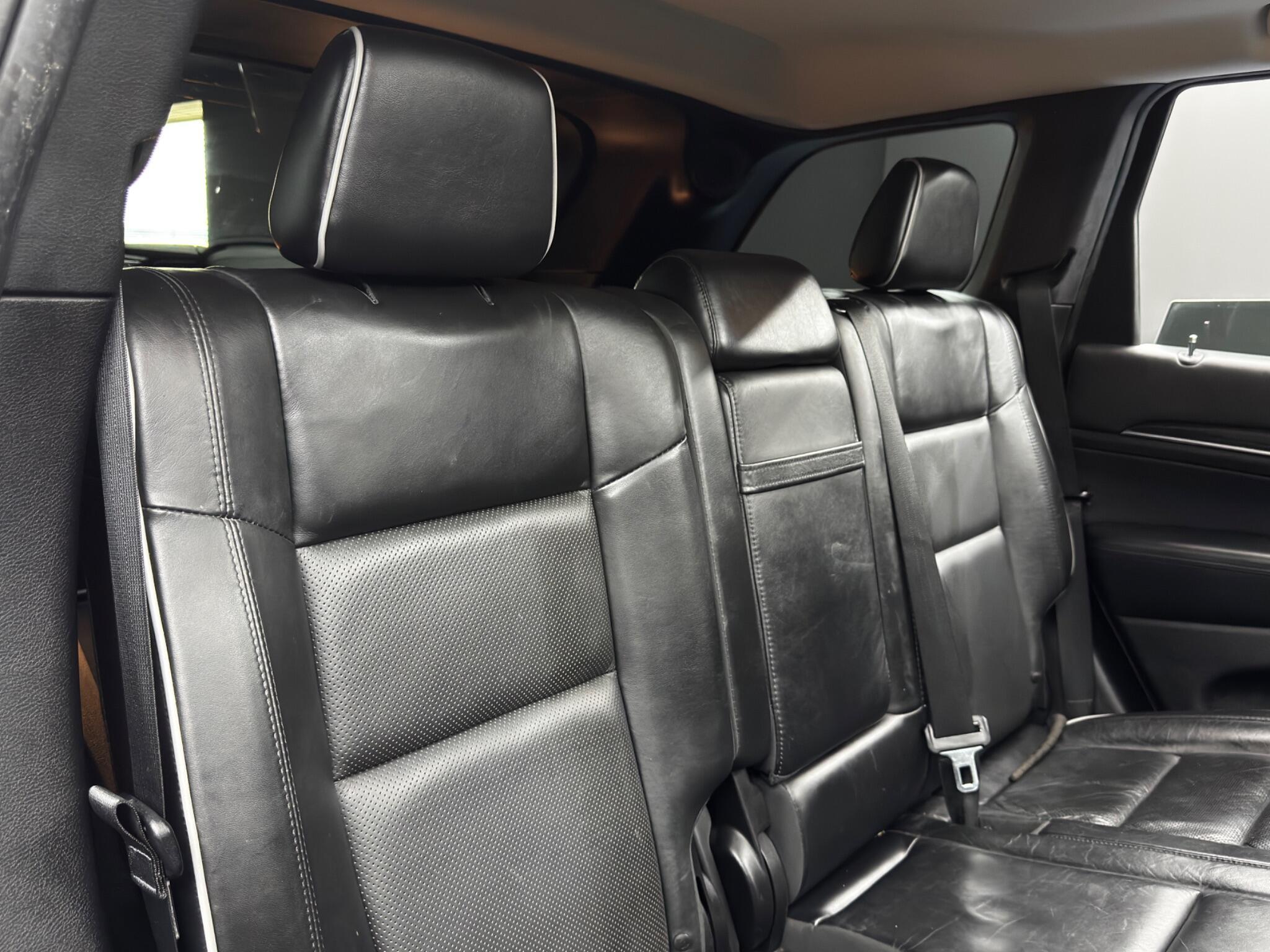 Jeep Grand Cherokee - Image 15