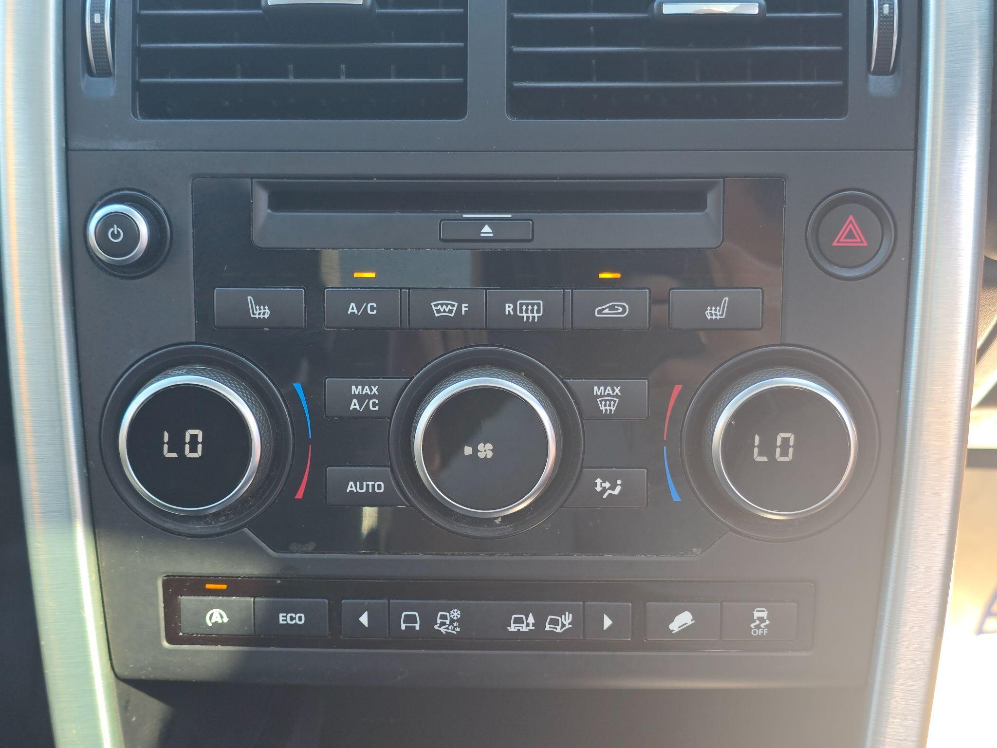 Land Rover DISCOVERY SPORT - Image 52