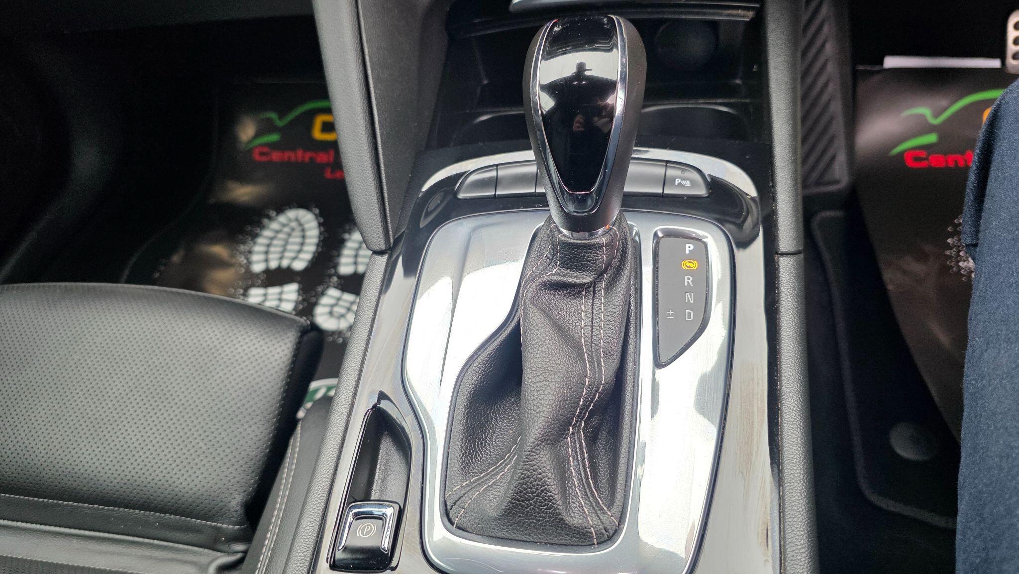 Vauxhall Insignia - Image 34