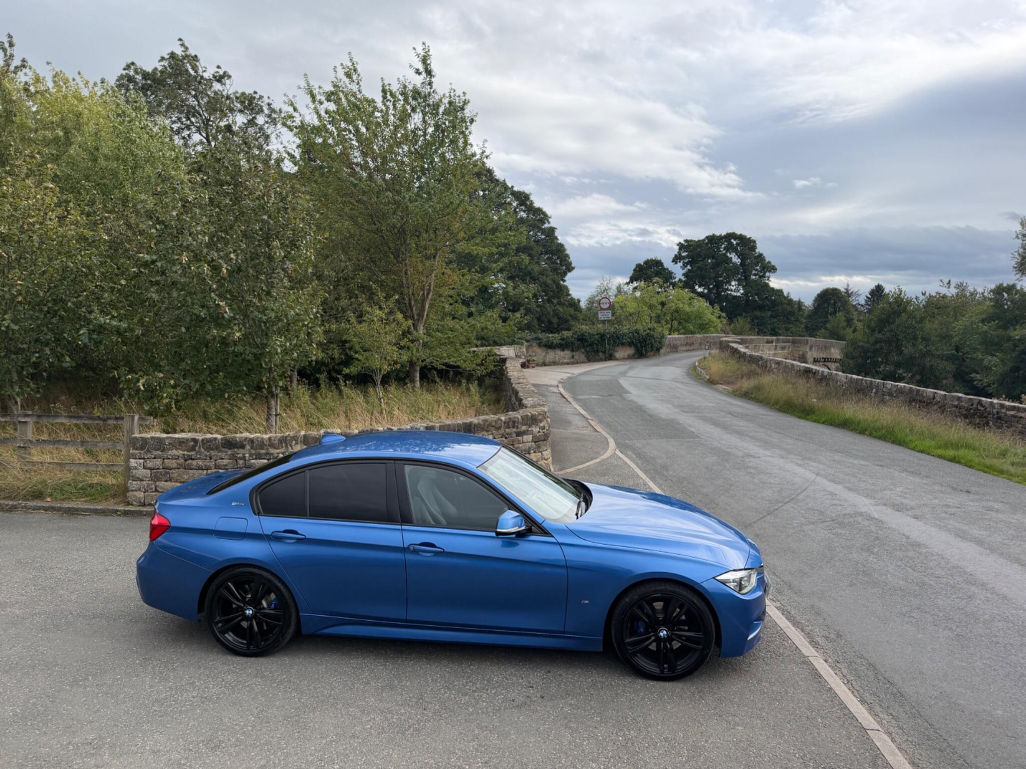 BMW 3 Series - Image 15