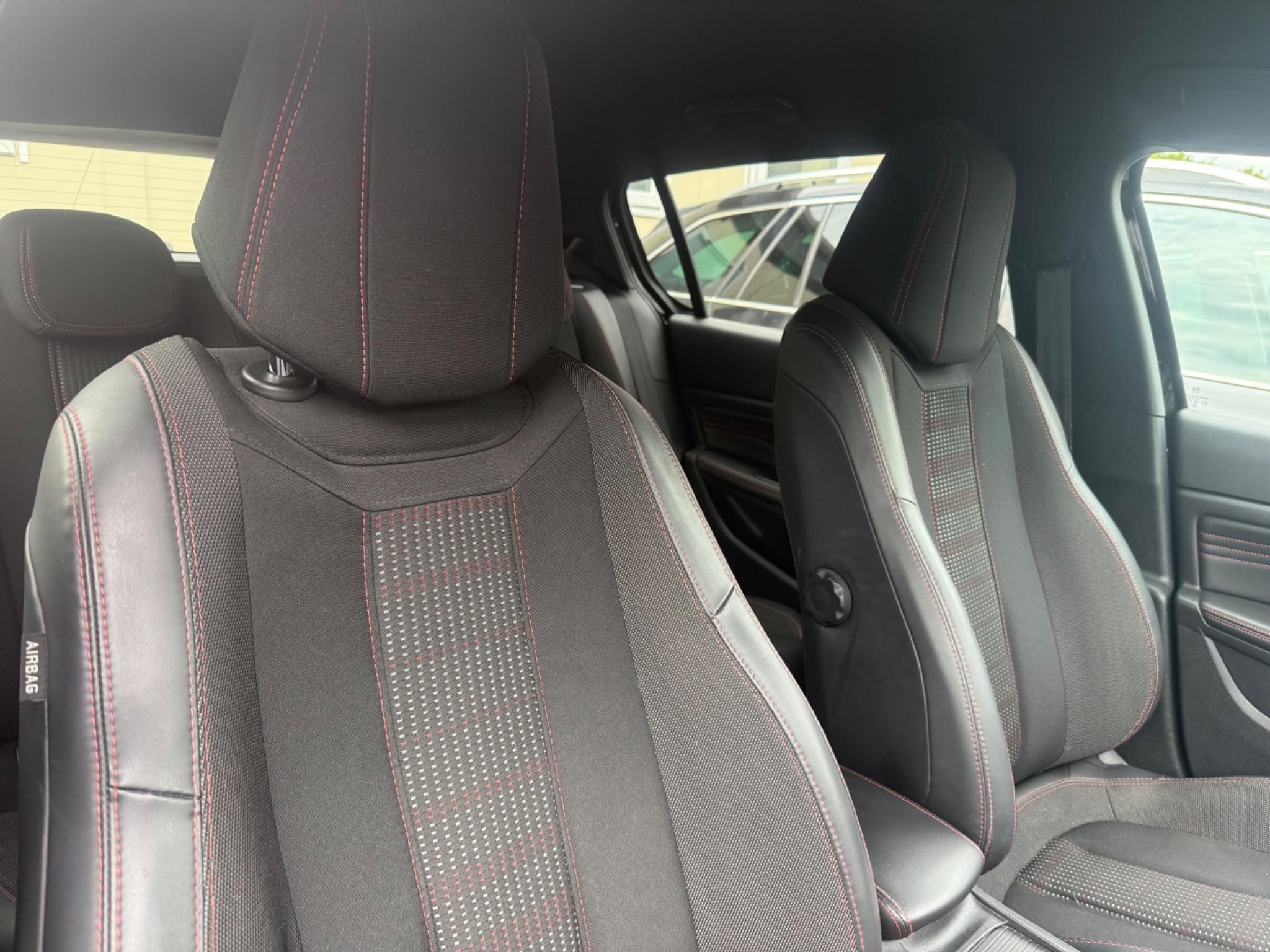 Peugeot 308 - Image 16