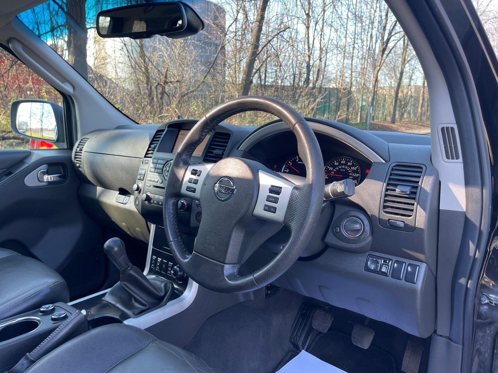 Nissan Pathfinder - Image 17