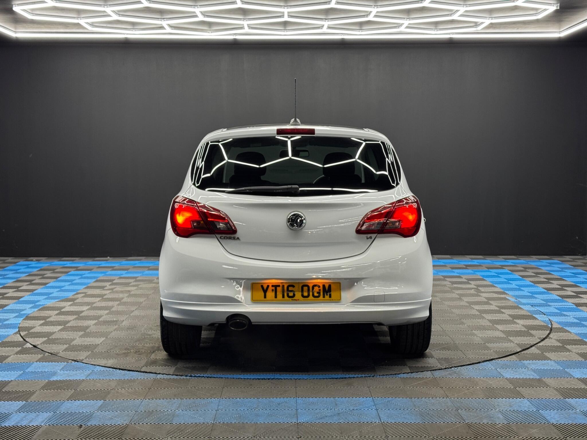 Vauxhall Corsa - Image 6