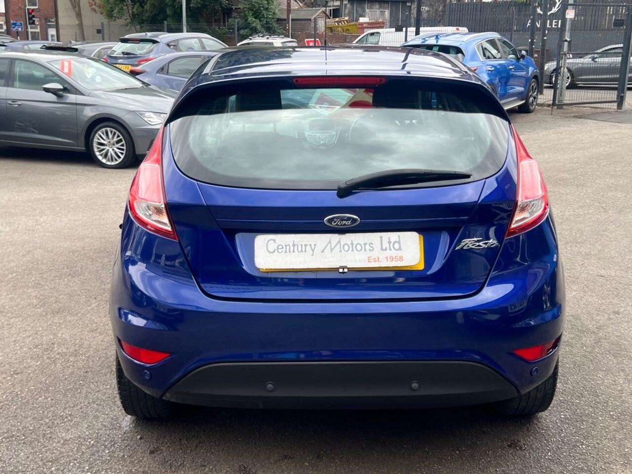 Ford Fiesta - Image 13