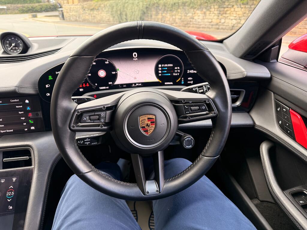 Porsche Taycan - Image 49