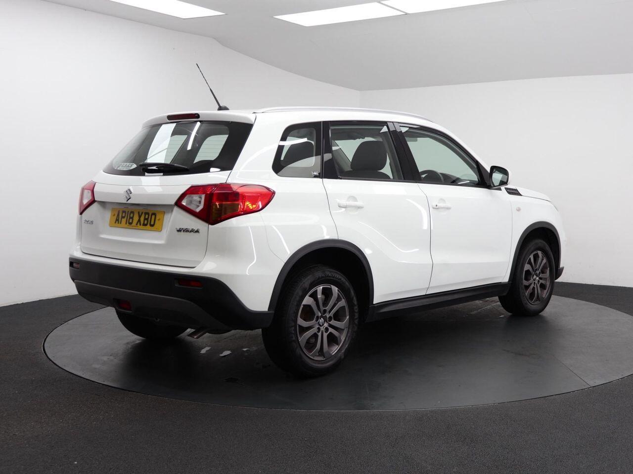 Suzuki Vitara - Image 12