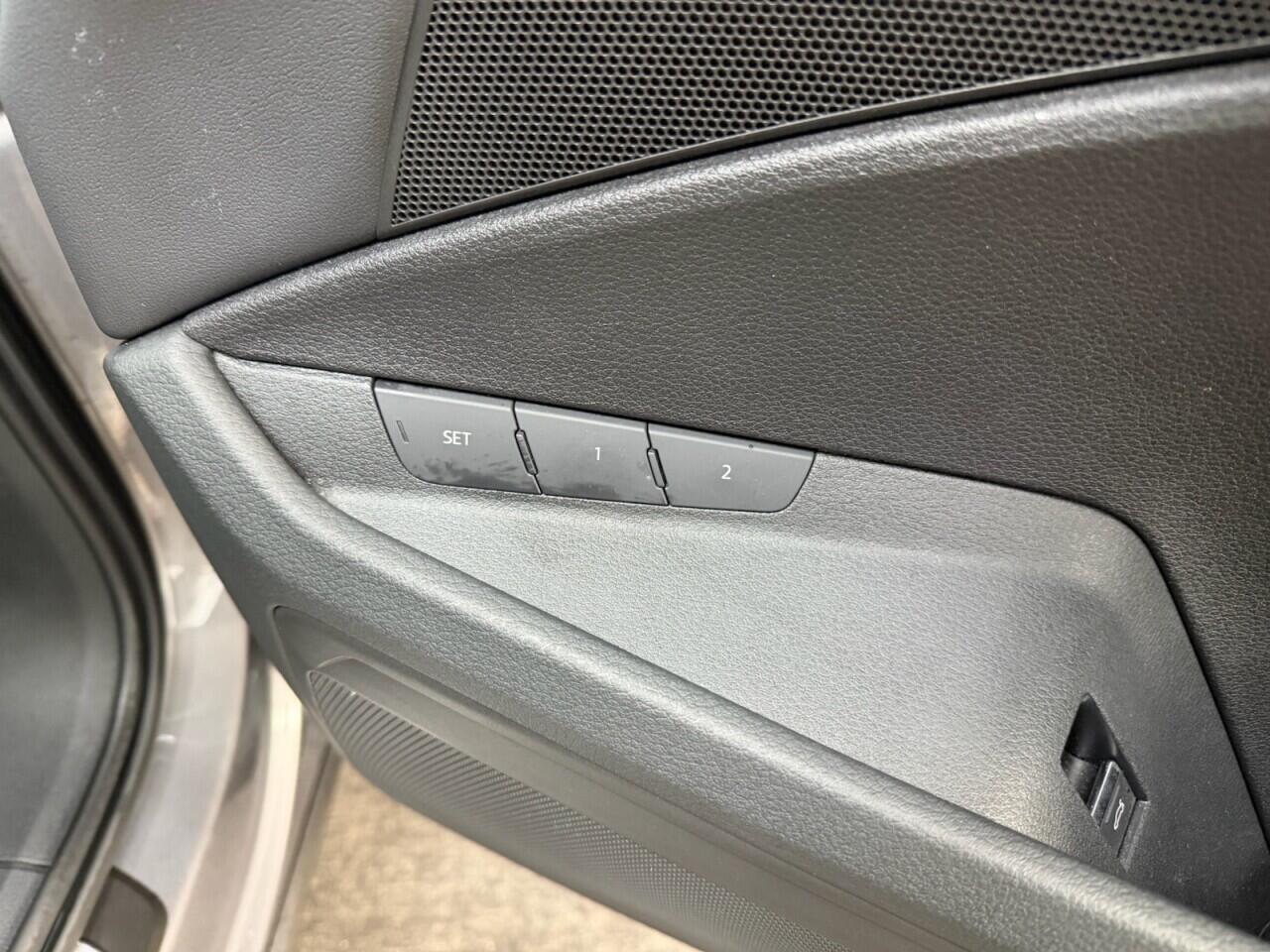 Audi E-Tron - Image 17