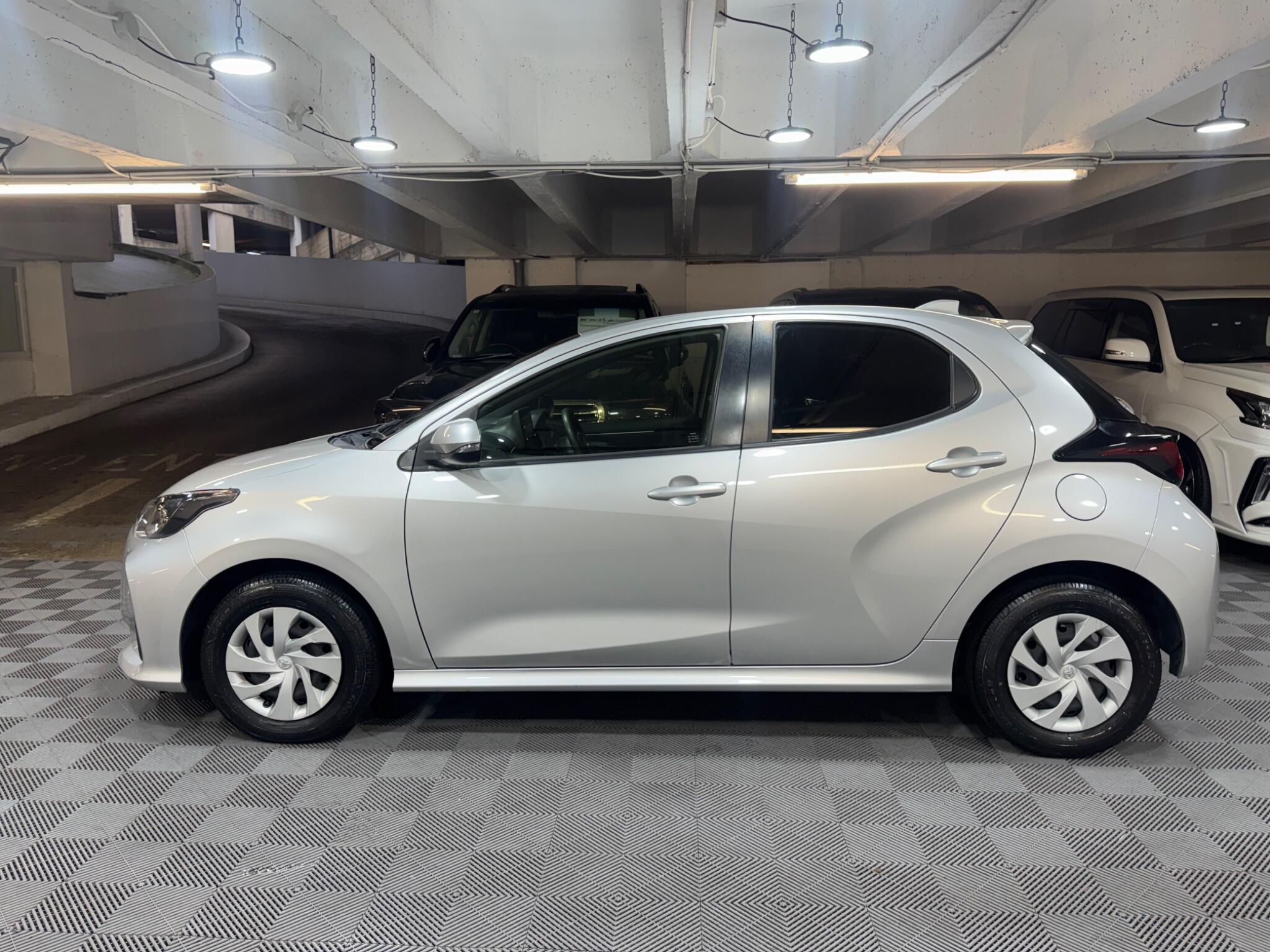 Toyota Yaris - Image 2