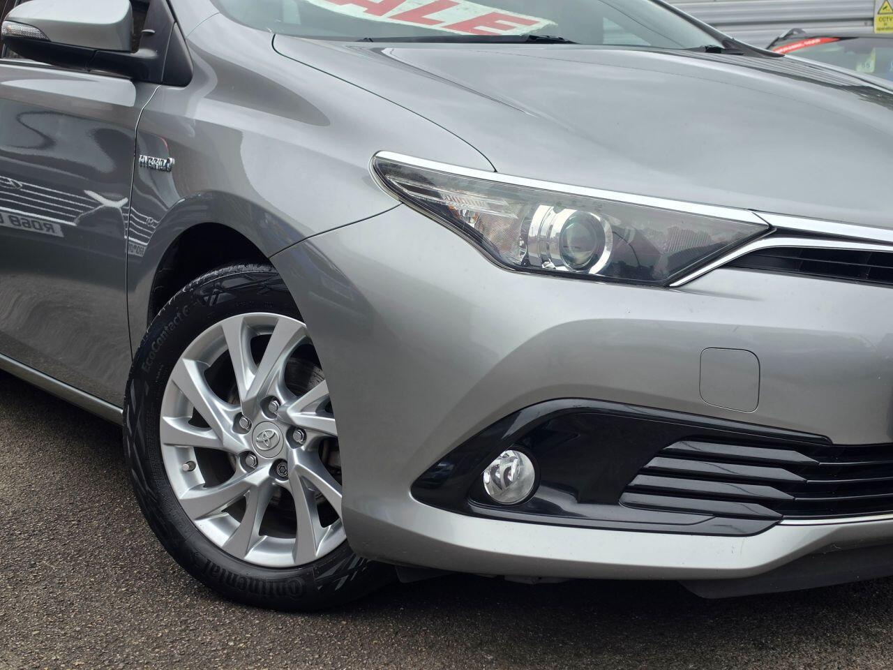 Toyota Auris - Image 8
