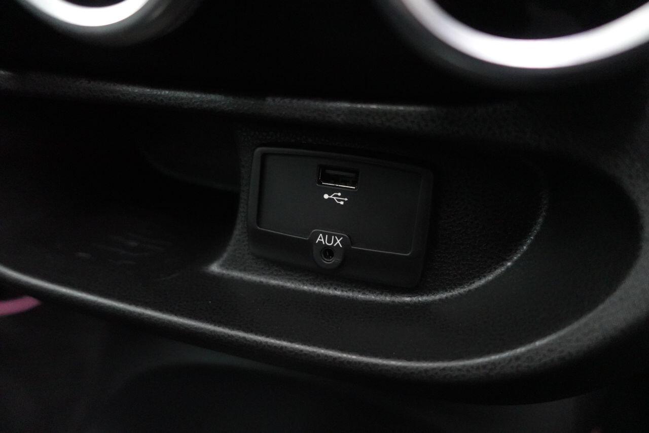 Fiat 500L - Image 12