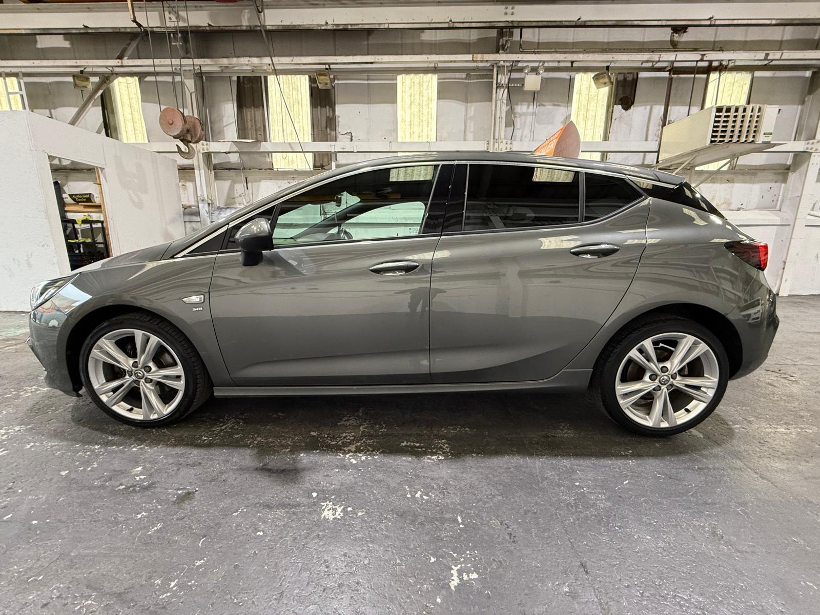 Vauxhall Astra - Image 12