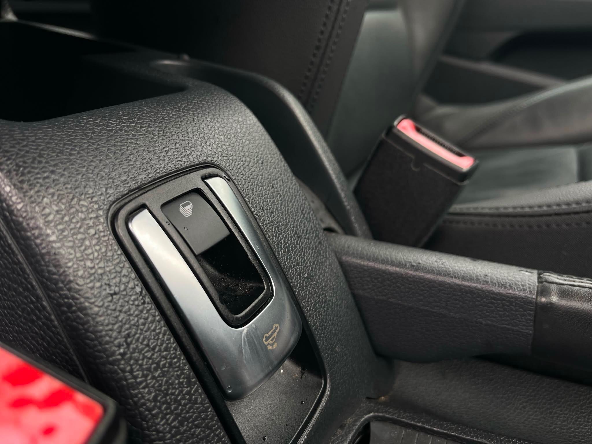 Volkswagen Golf - Image 17