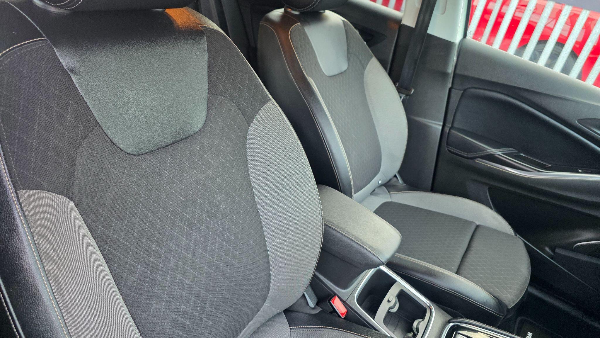 Vauxhall Grandland X - Image 24