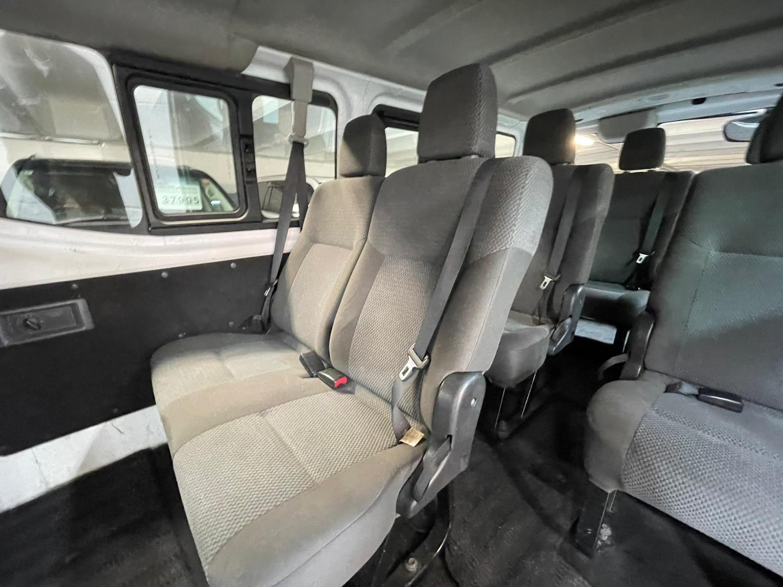 Nissan NV300 - Image 11