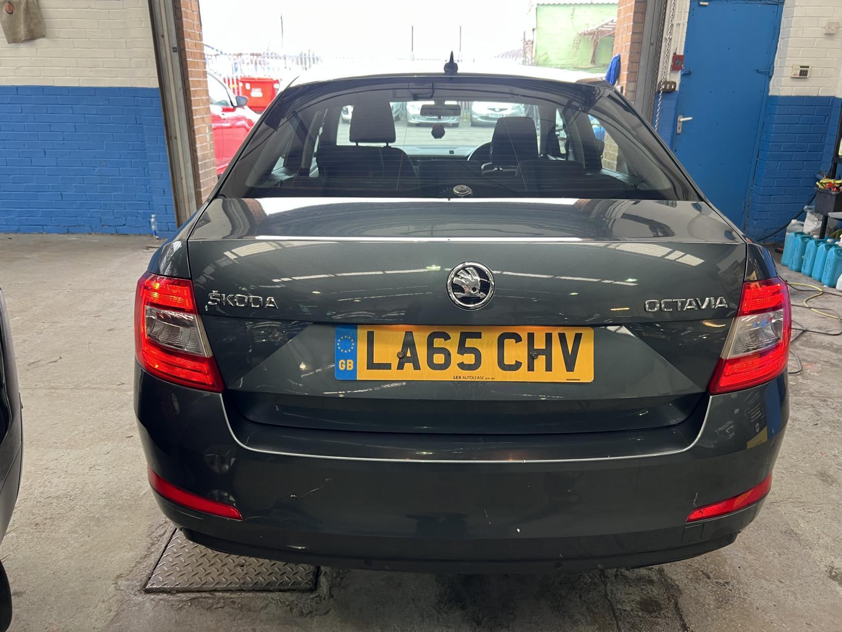 Skoda Octavia - Image 16