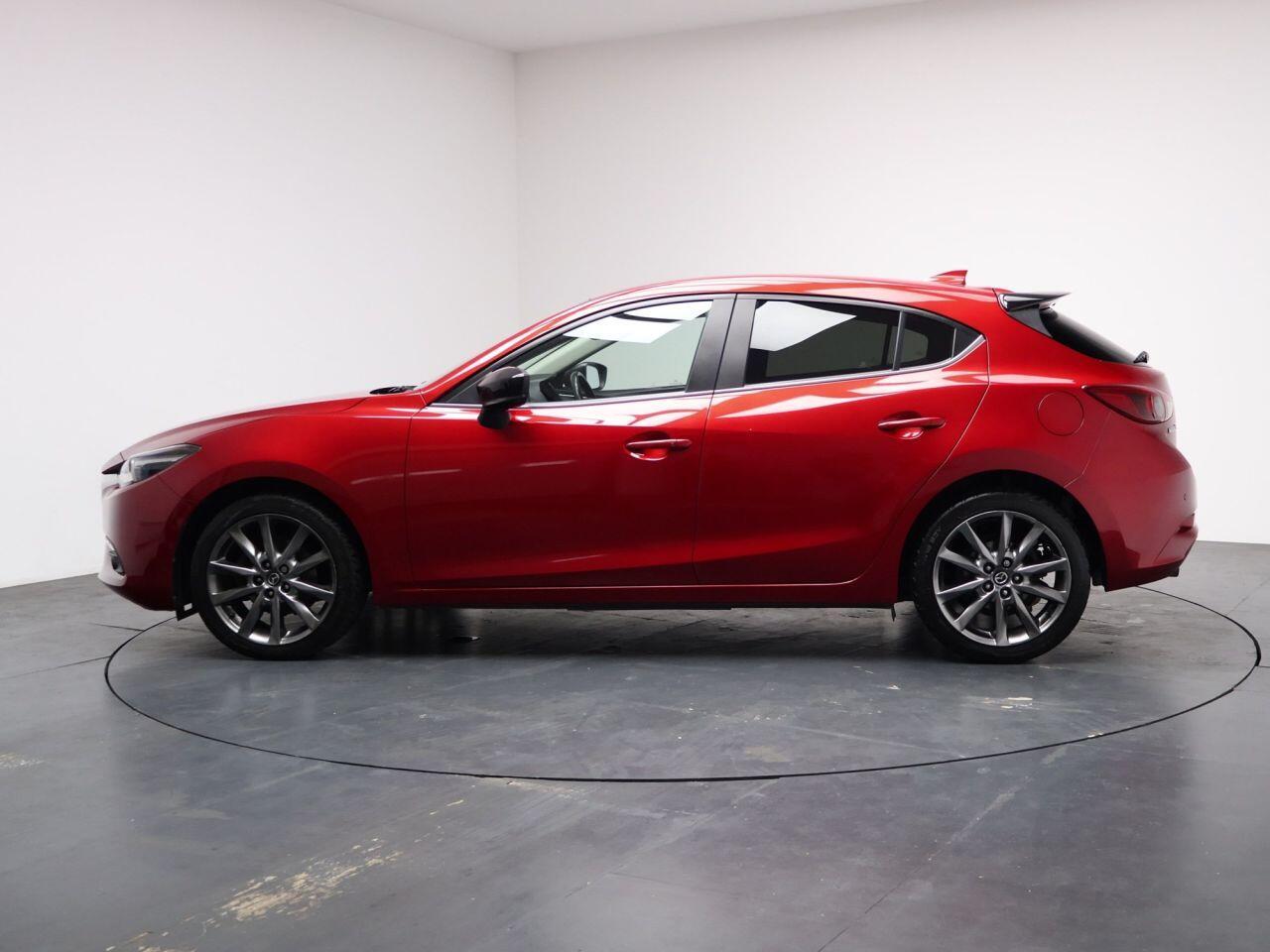Mazda MAZDA3 - Image 8