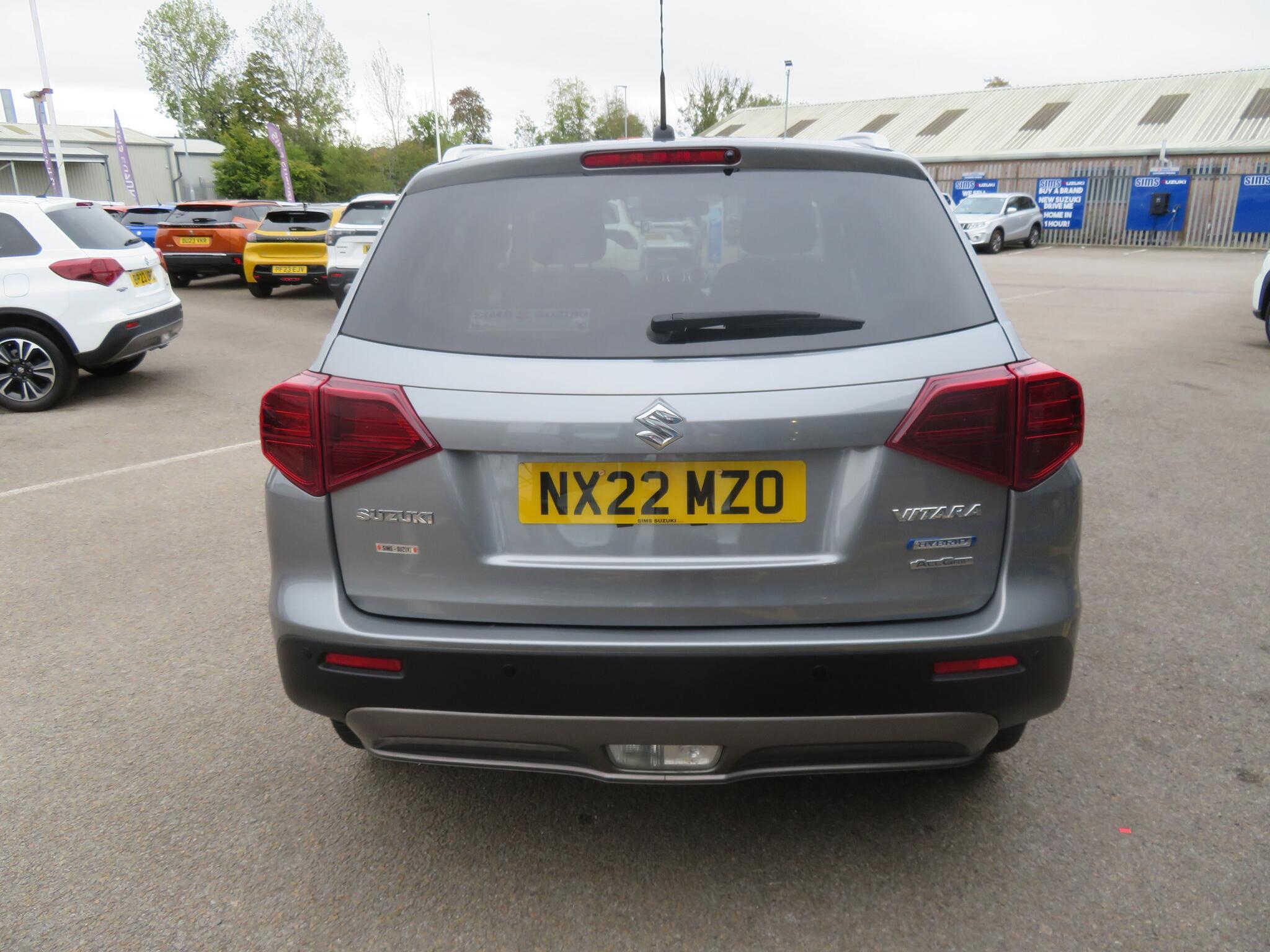 Suzuki Vitara - Image 14