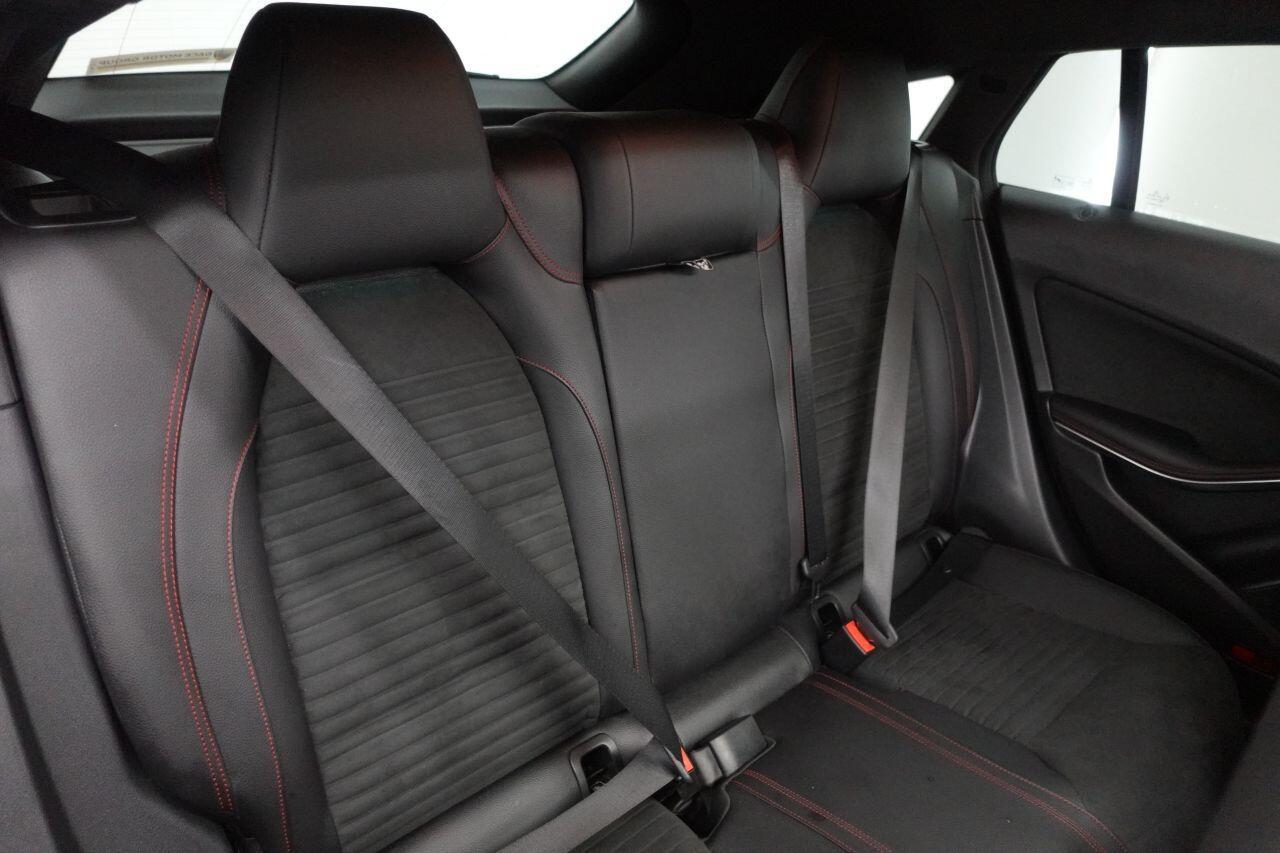 Mercedes-benz CLA - Image 18