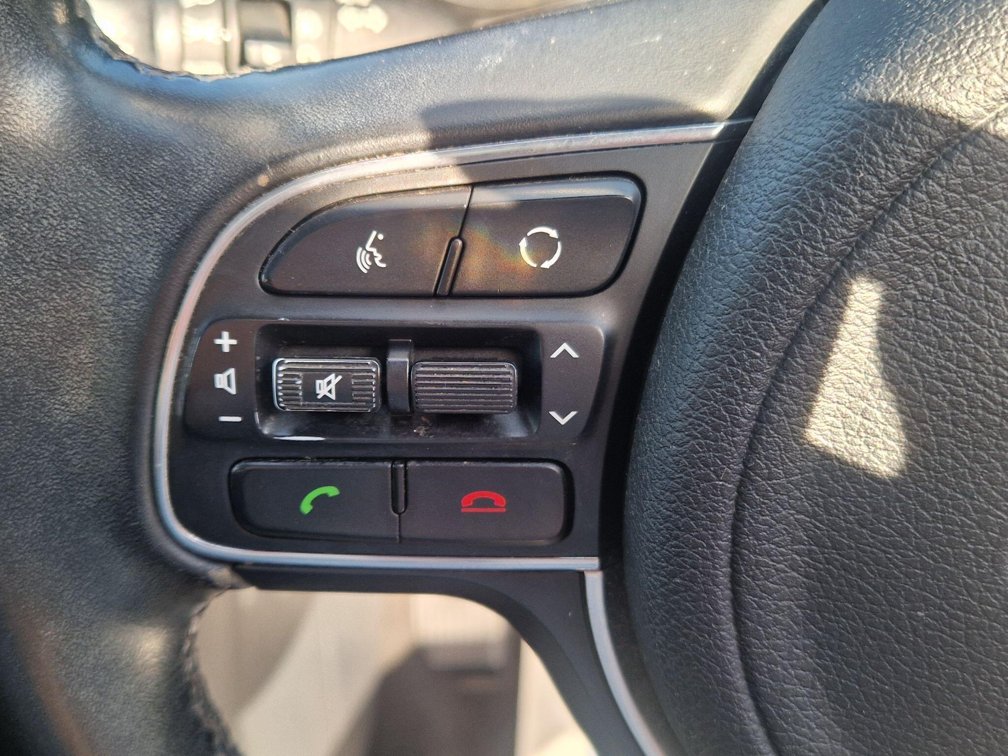 Kia Sportage - Image 35