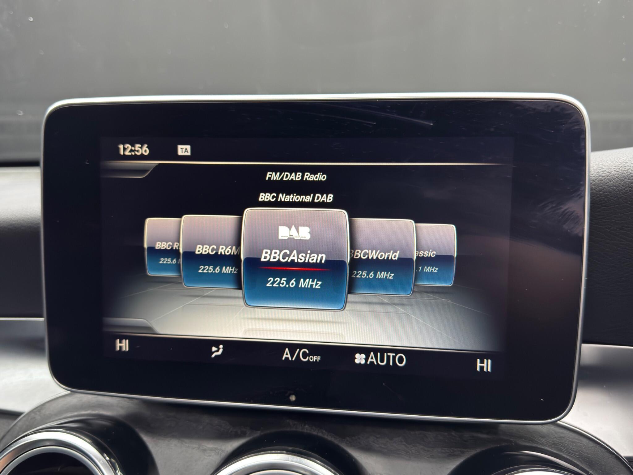 Mercedes GLC - Image 29