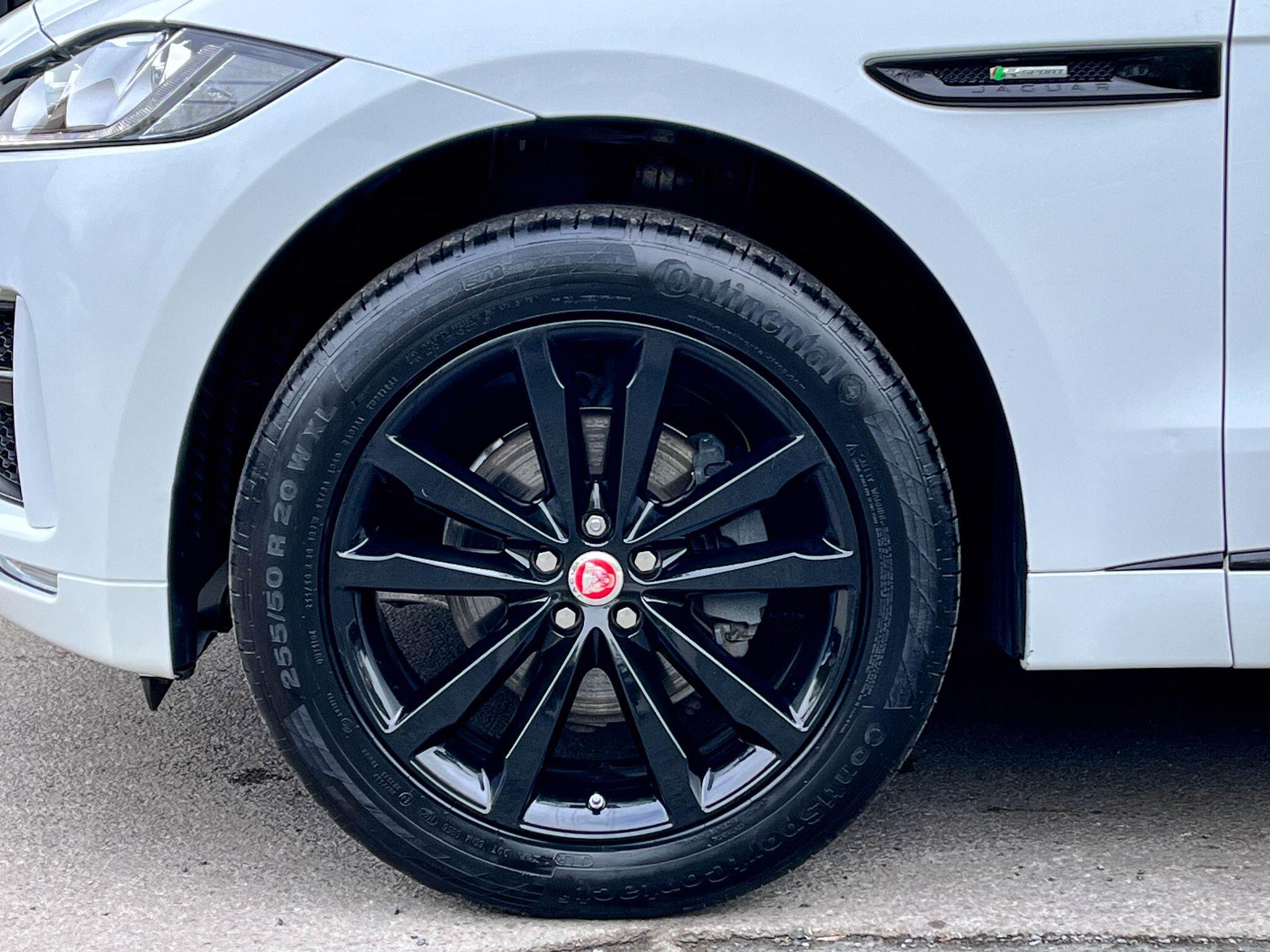 Jaguar F-Pace - Image 12