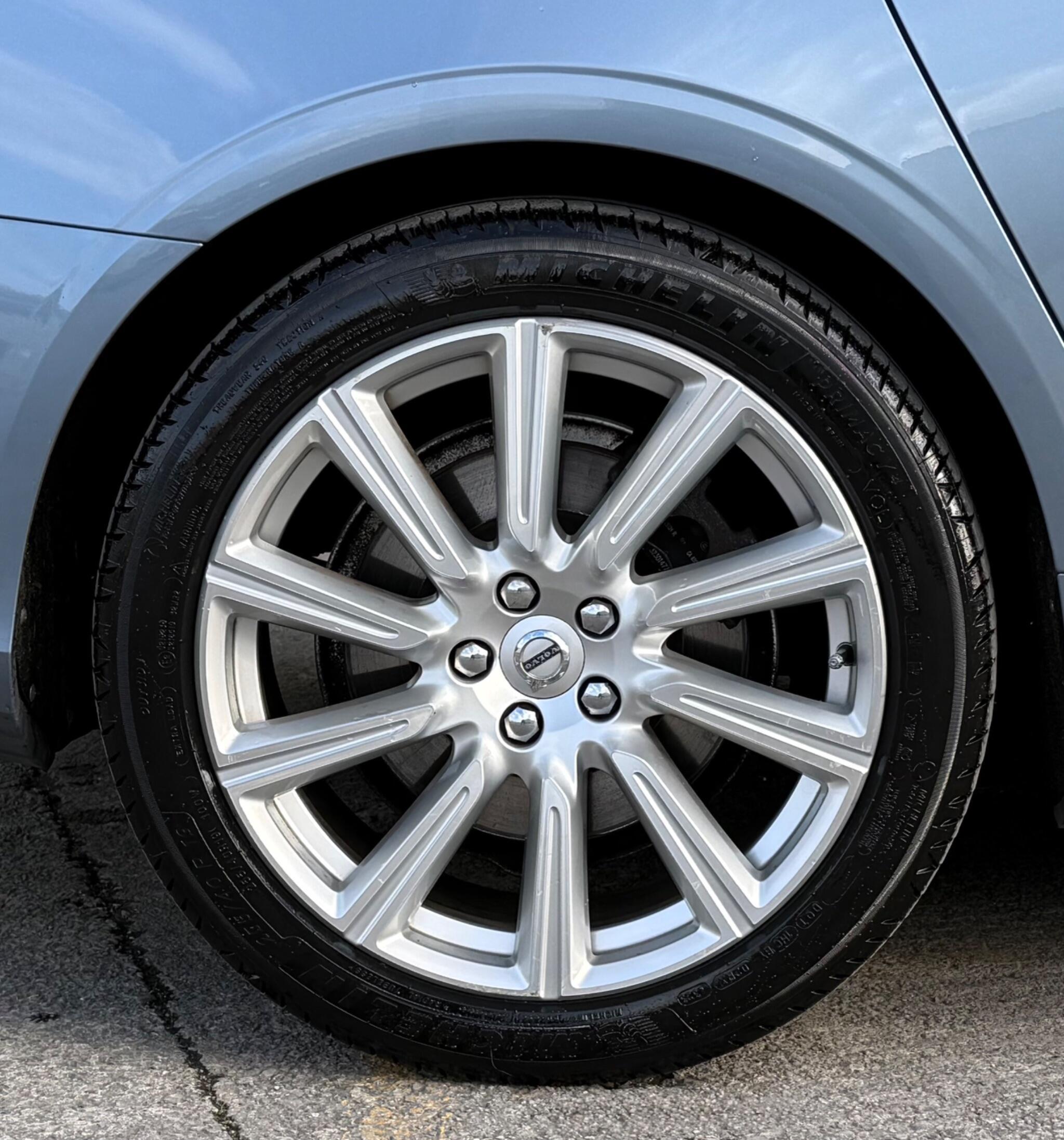 Volvo S90 - Image 21