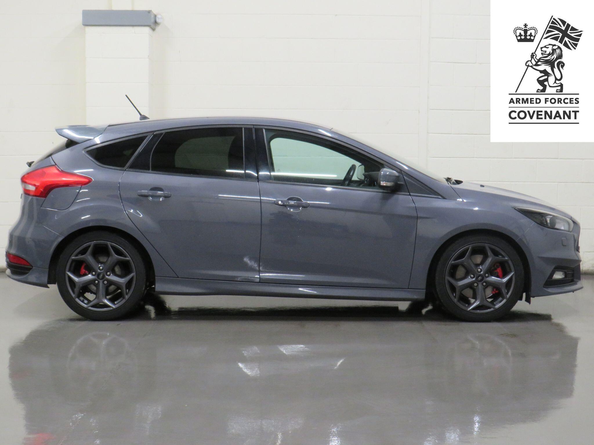 Ford Focus - Image 2