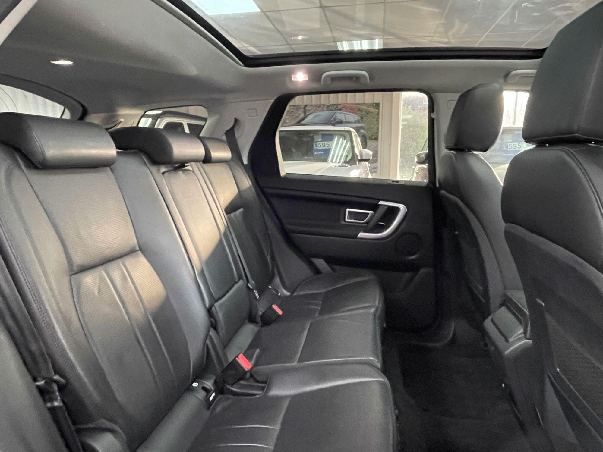 Land Rover DISCOVERY SPORT - Image 35