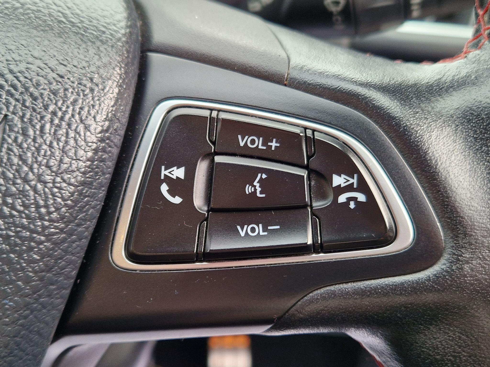 Ford Kuga - Image 52