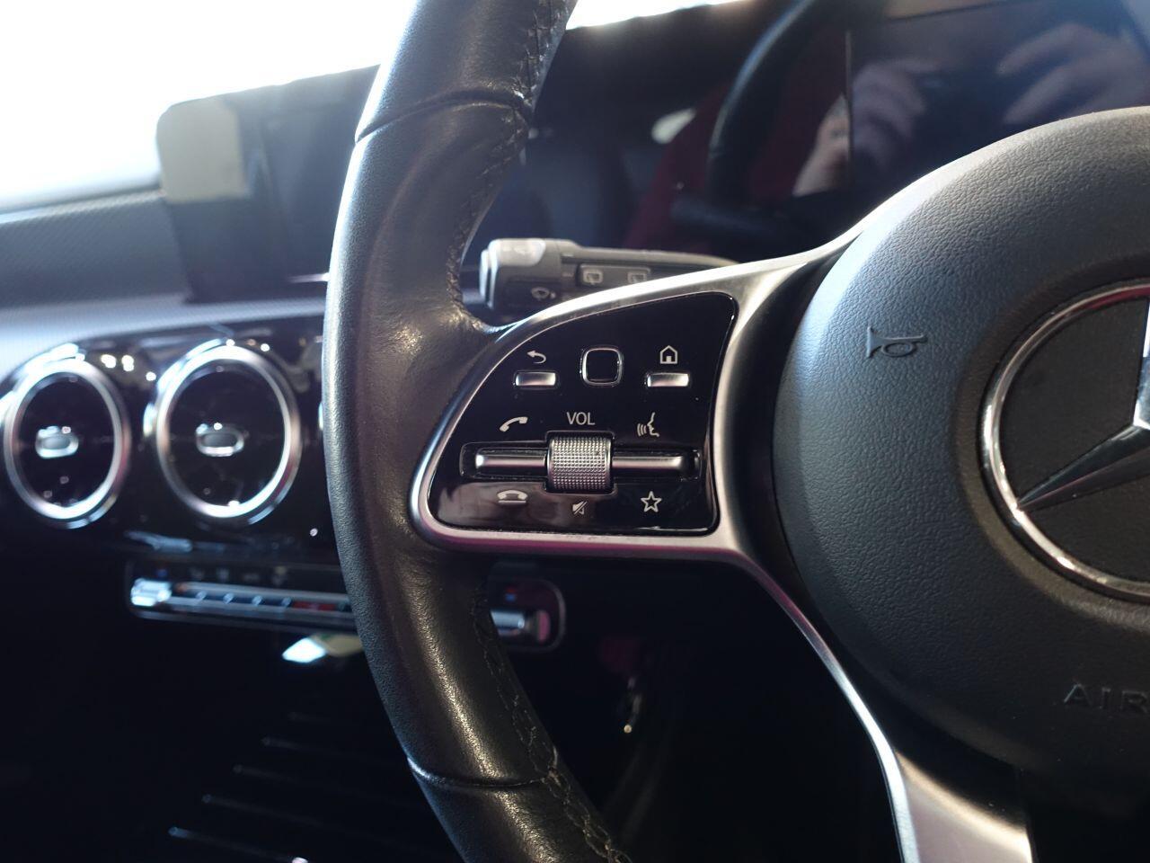 Mercedes-benz A-CLASS - Image 24