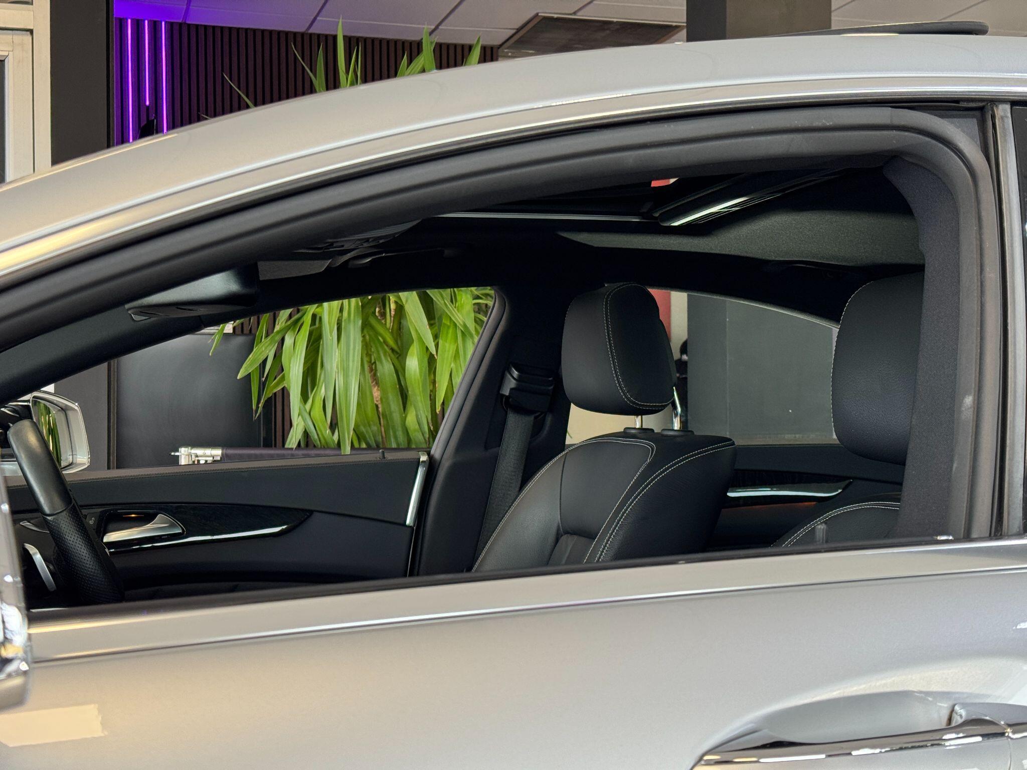 Mercedes CLS - Image 2