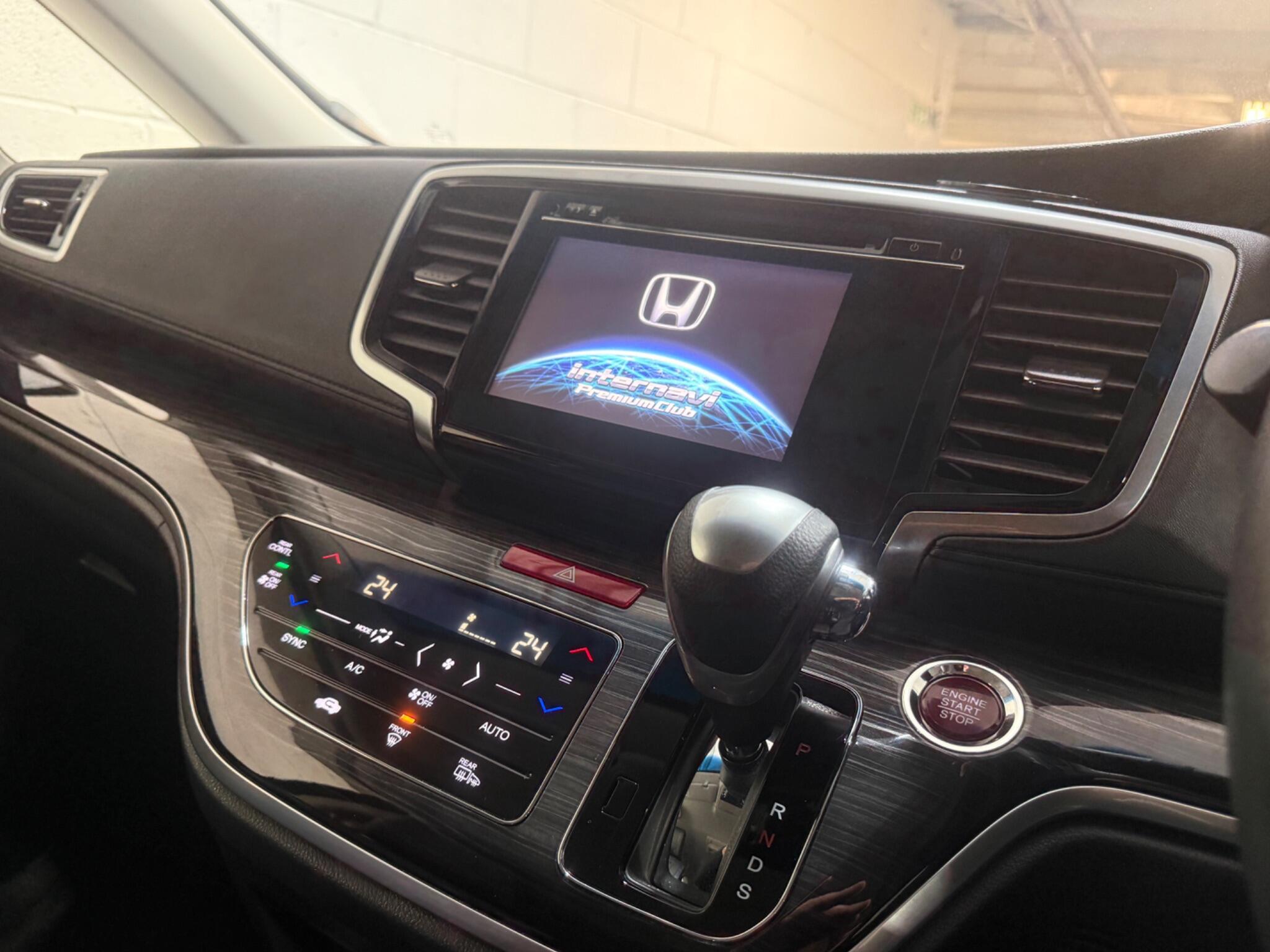 Honda Odyssey - Image 15
