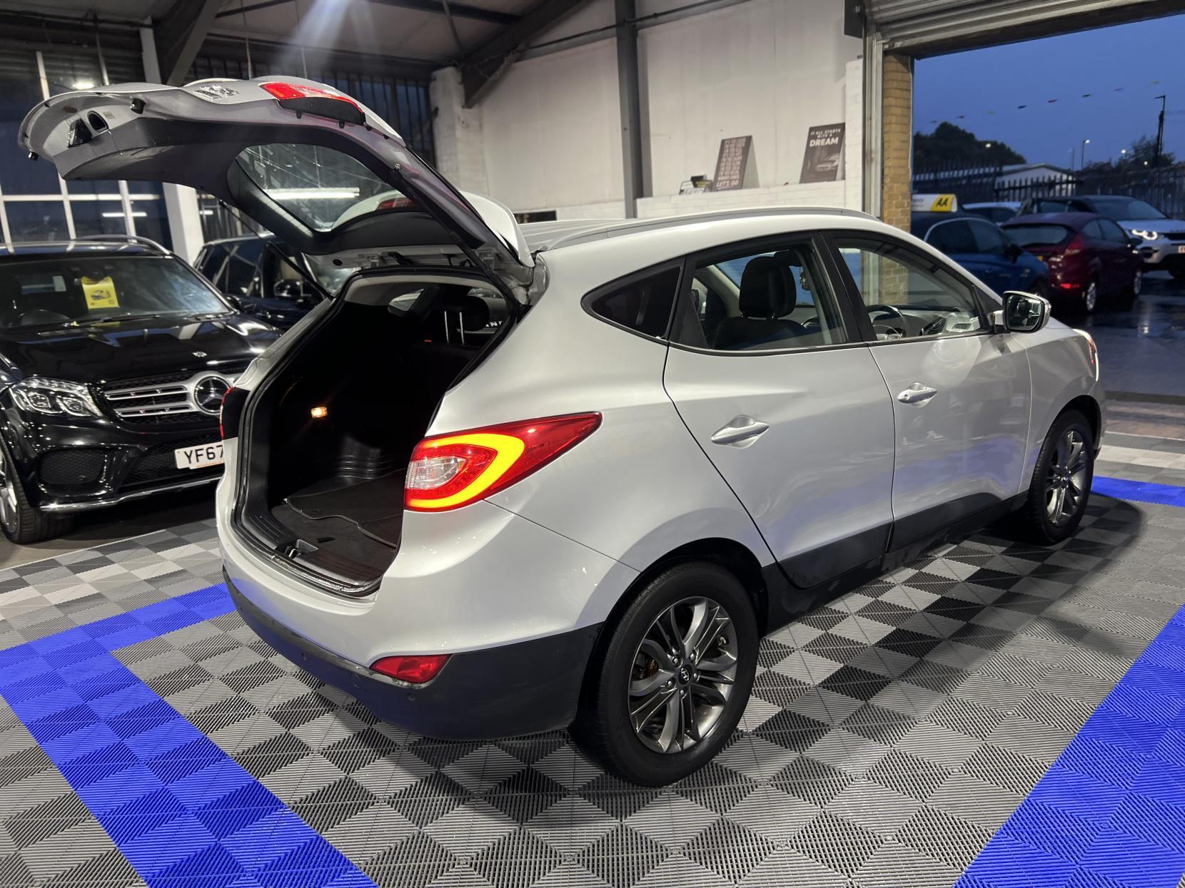 Hyundai ix35 - Image 20