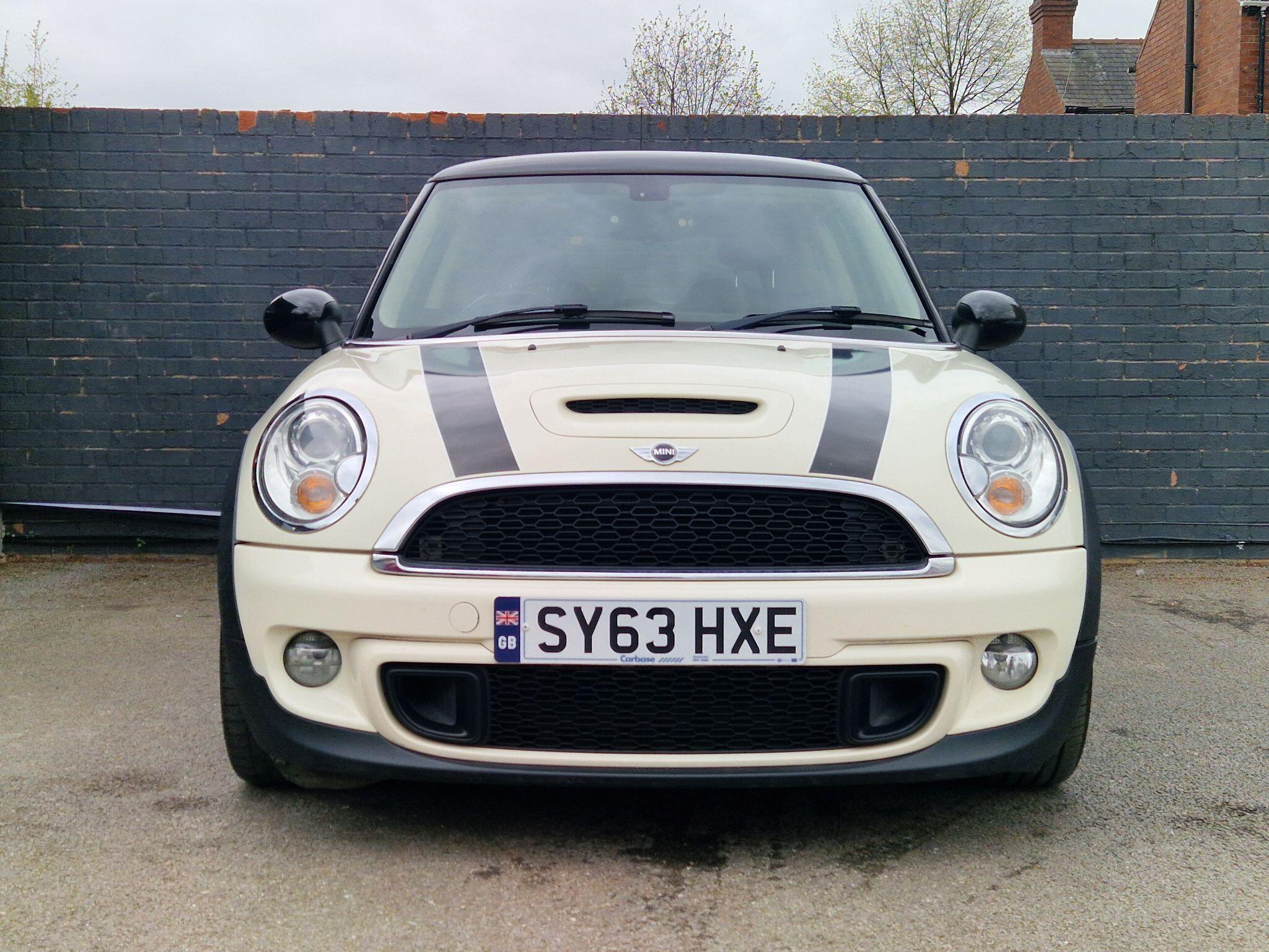 MINI Hatch - Image 18